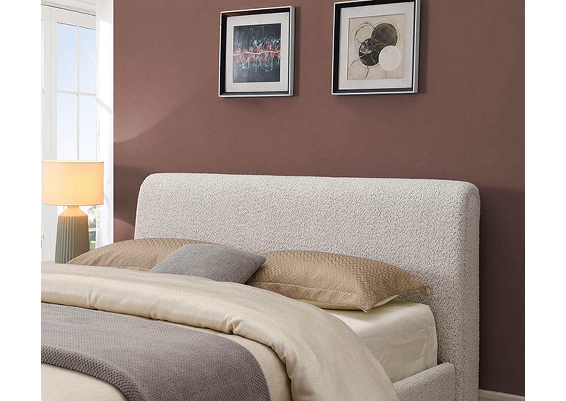 Vertham E.King Bed,Furniture of America