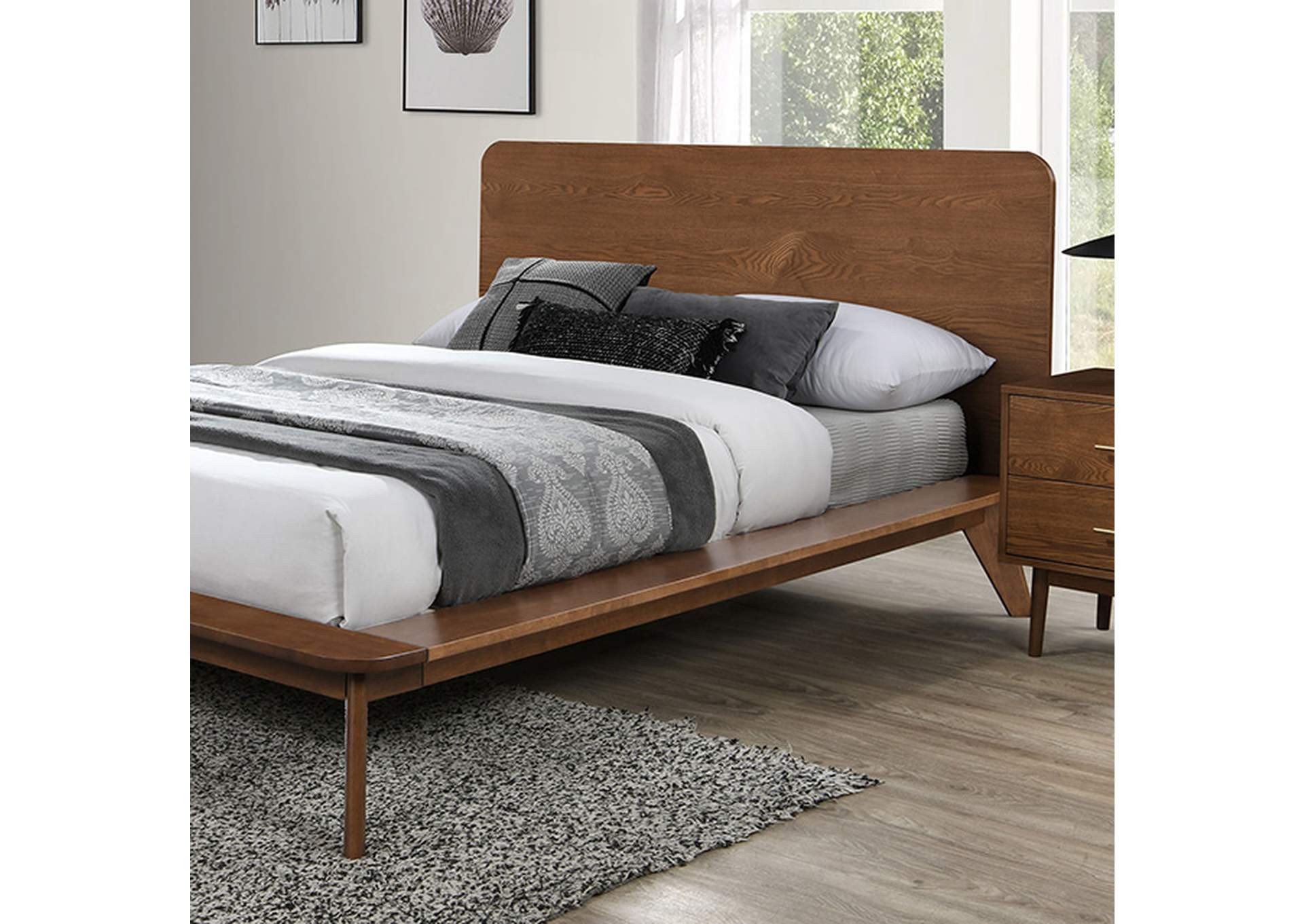 Stathelle E.King Bed,Furniture of America