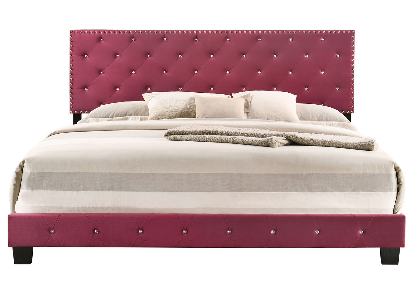 Suffolk Cherry King Bed,Glory Furniture