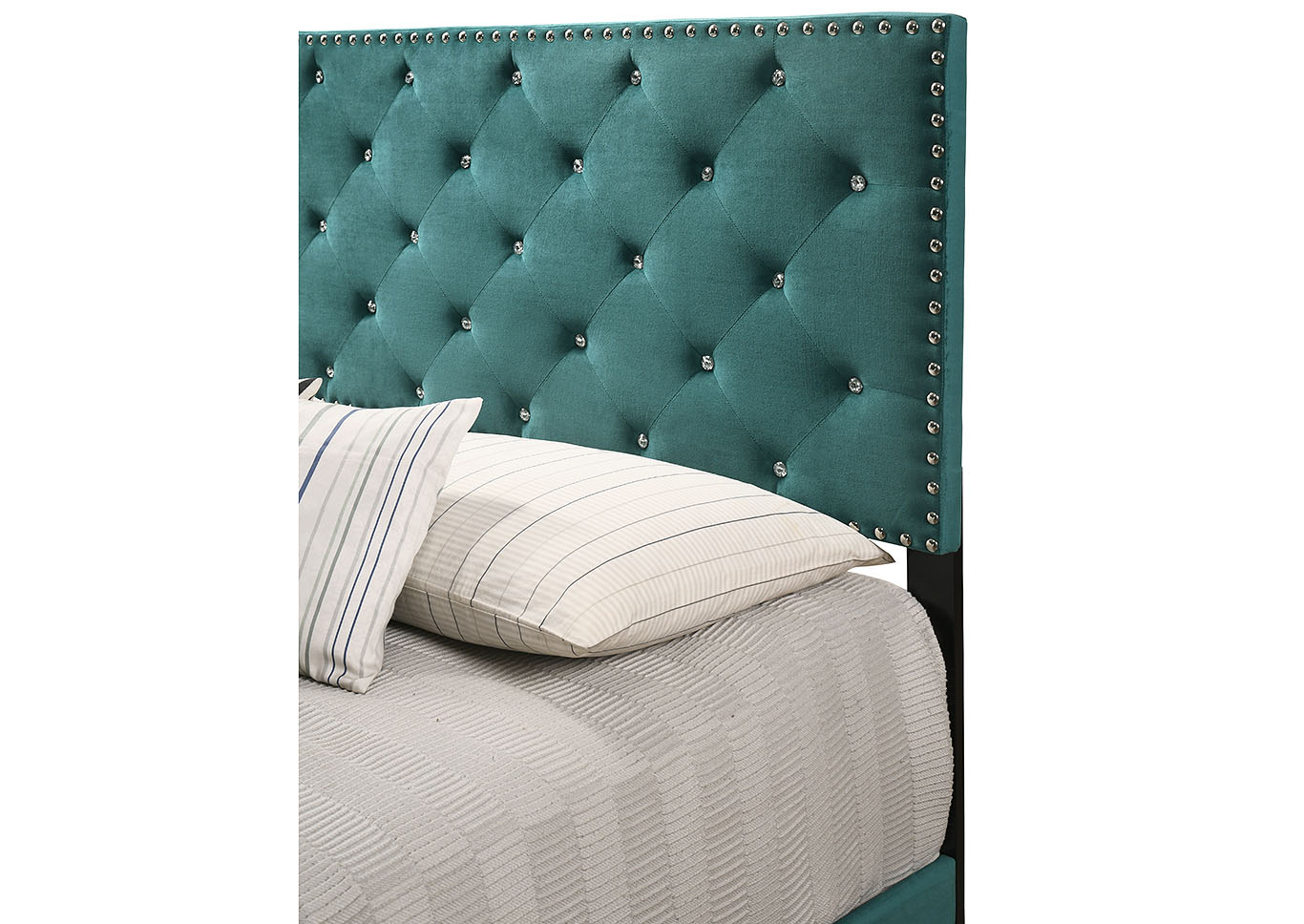 Suffolk Green King Bed,Glory Furniture