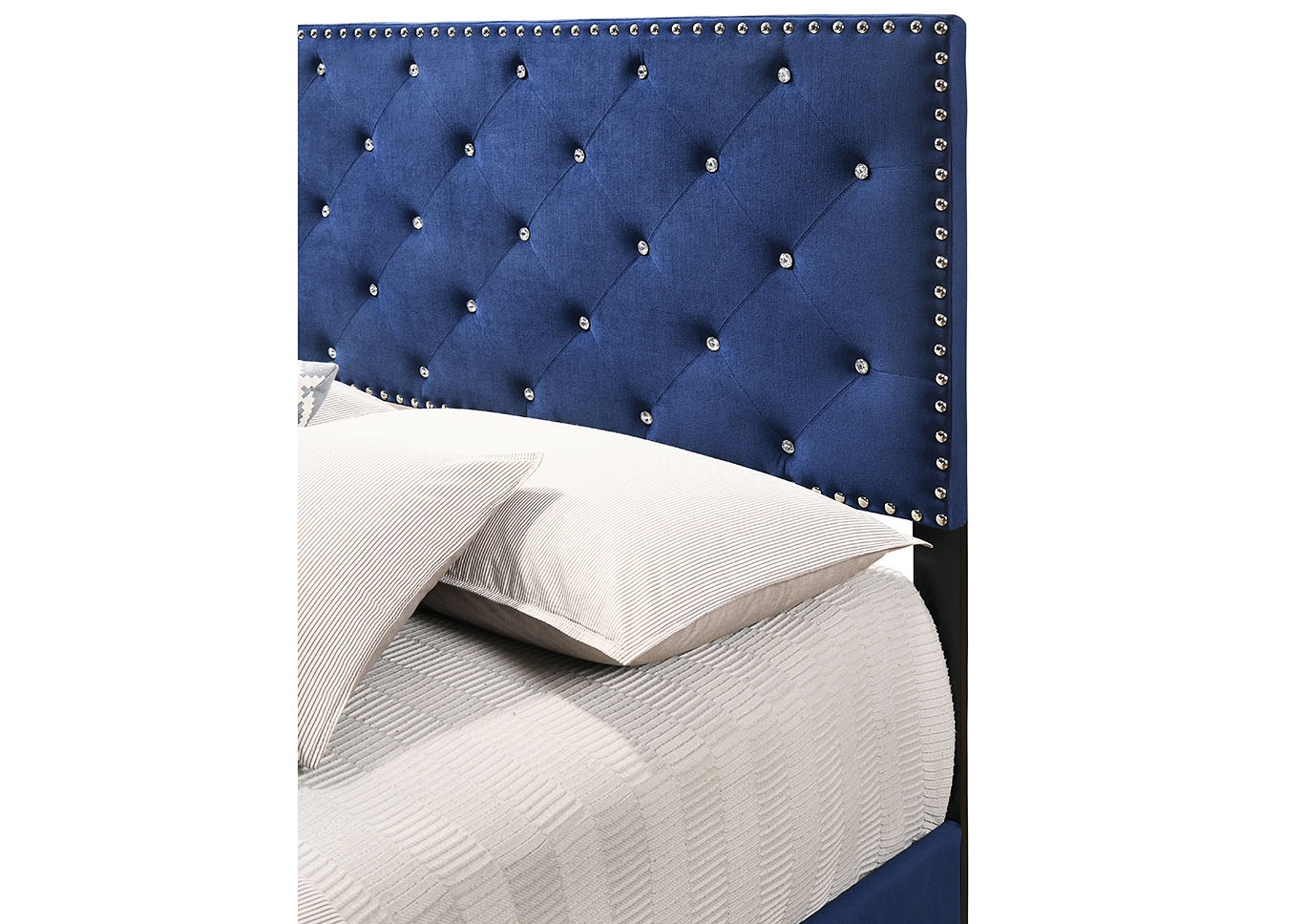 Suffolk Navy Blue King Bed,Glory Furniture