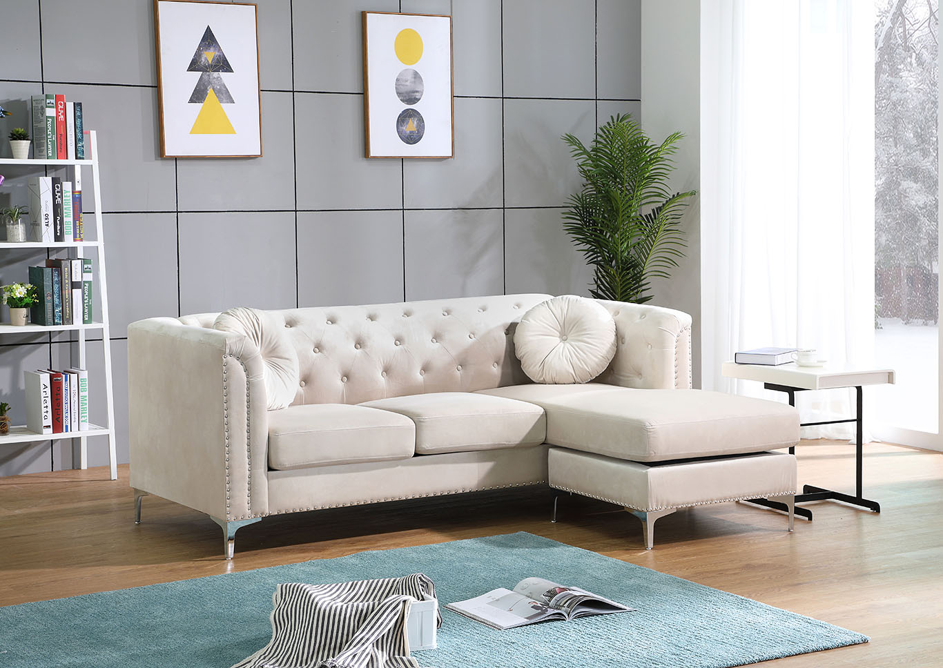 Pompano Ivory Sectional,Glory Furniture