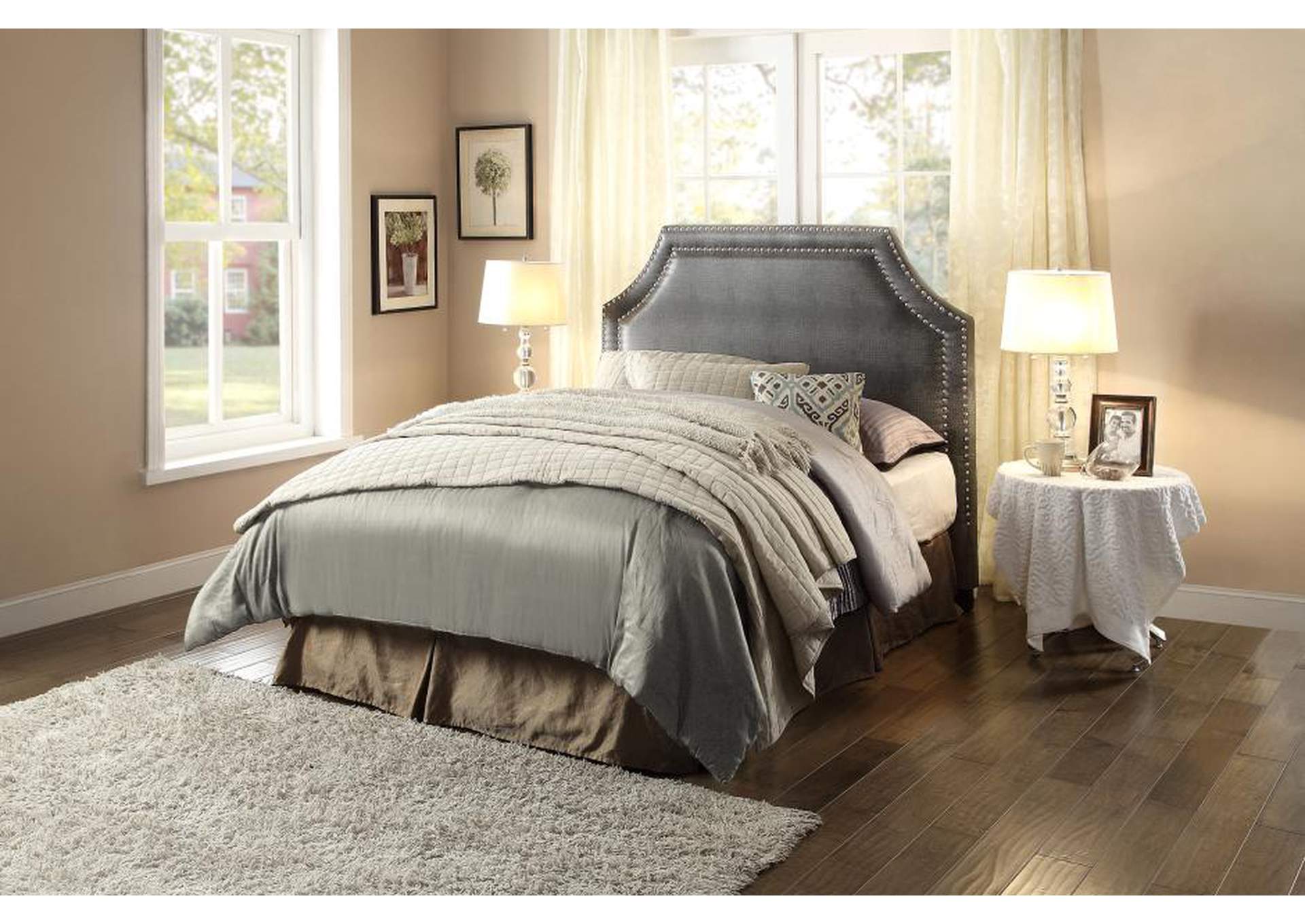 Portrero 1831Kp Bedroom Set,Homelegance