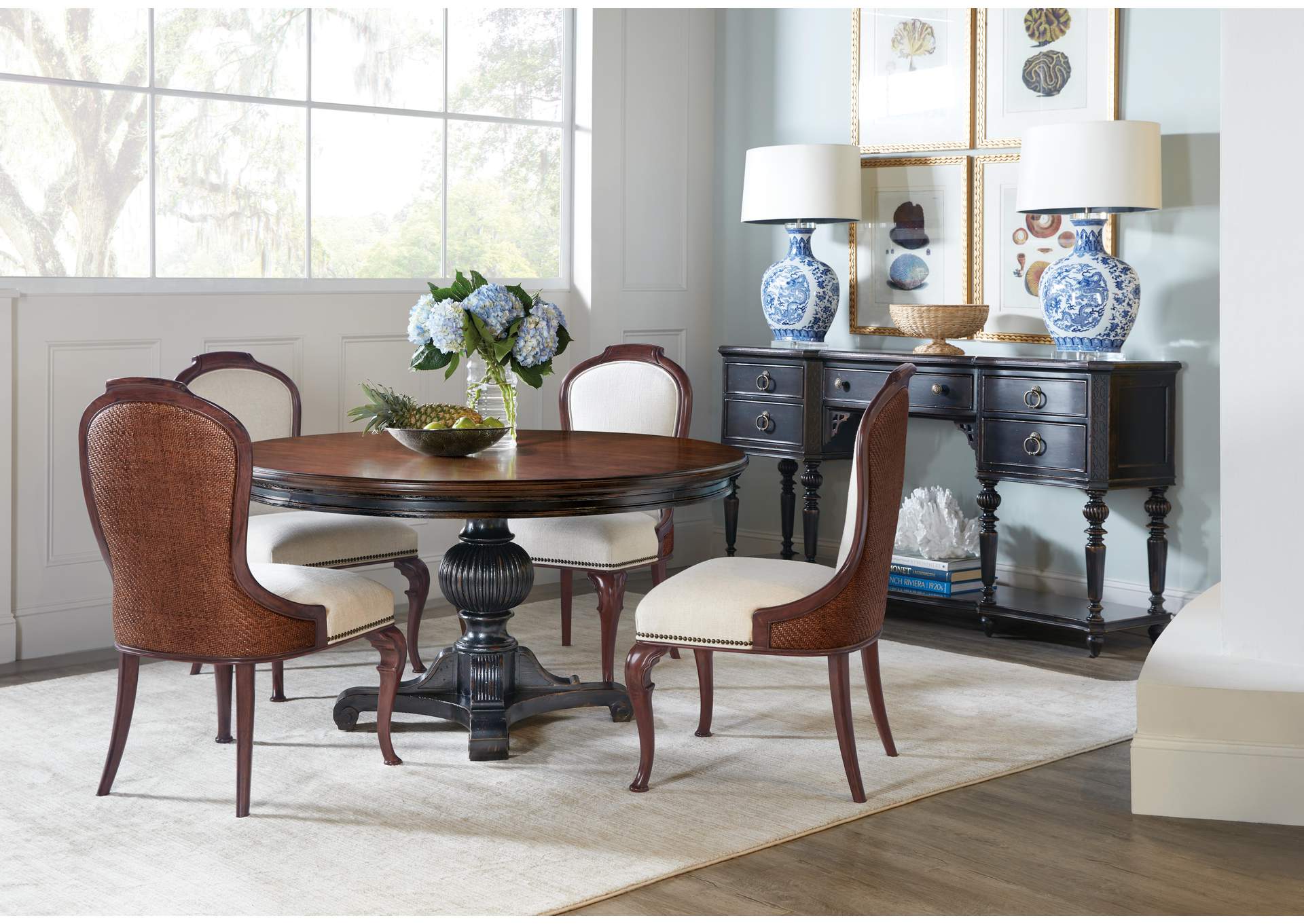 Charleston Round Pedestal Dining Table W - 1 - 20In Leaf,Hooker Furniture