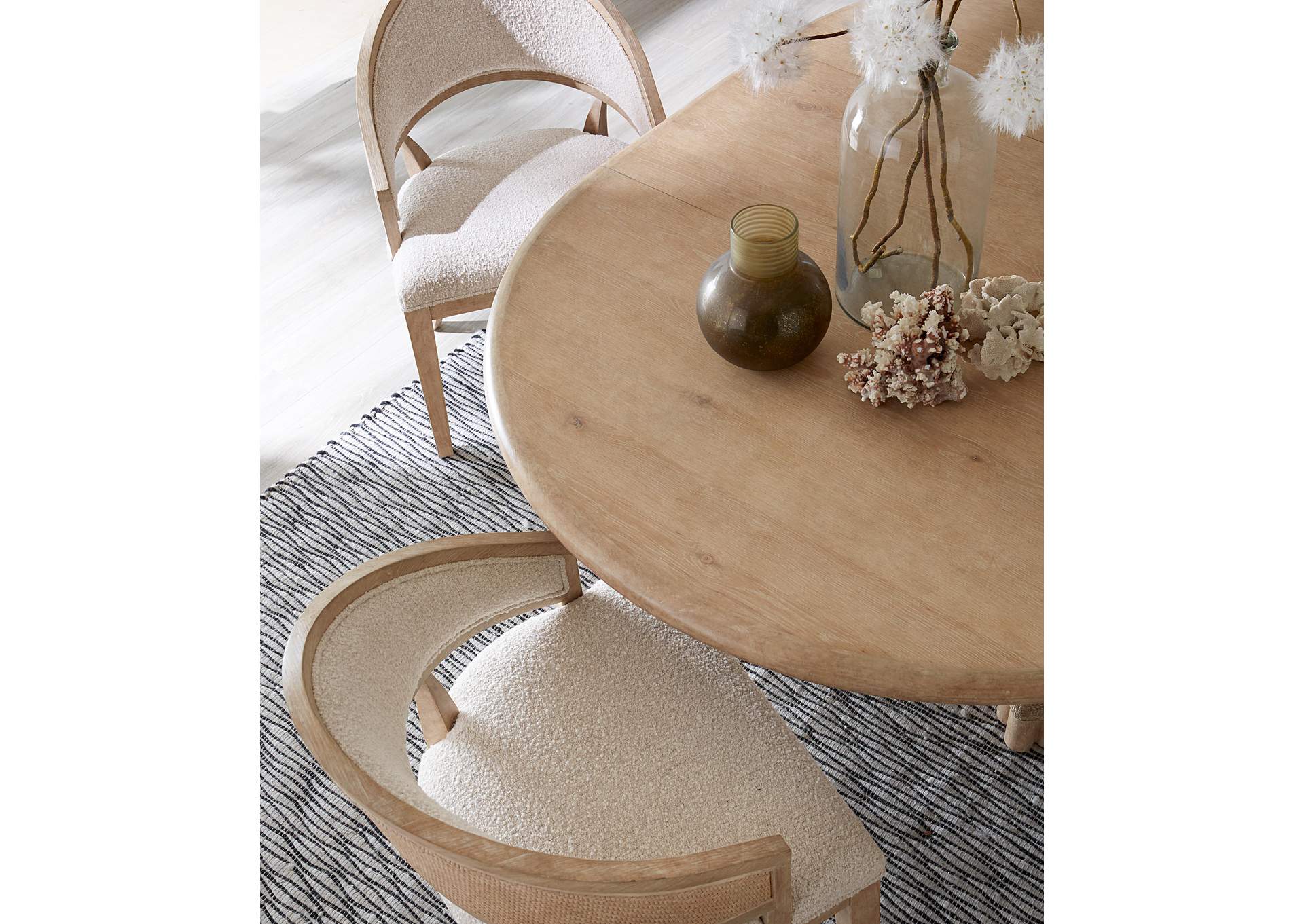 Retreat Pole Rattan Round Dining Table W - 1 - 20In Leaf,Hooker Furniture