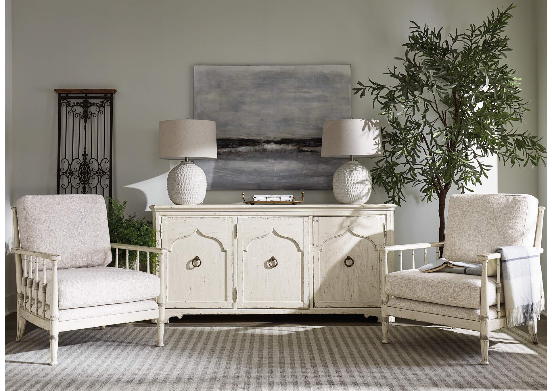 Americana Entertainment Credenza,Hooker Furniture