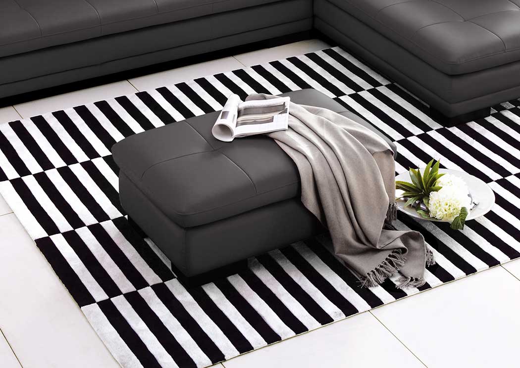 625 Italian Leather Ottoman in Grey,J&M Furniture