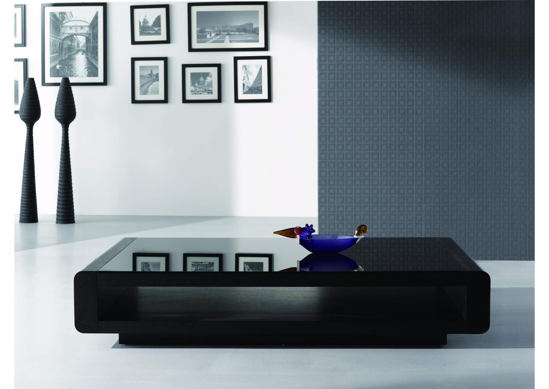 Modern Coffee Table 673,J&M Furniture