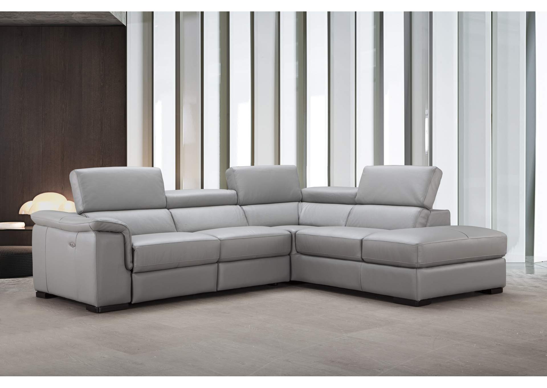 Perla Premium Leather Sectional in Right Hand Facing Chaise,J&M Furniture