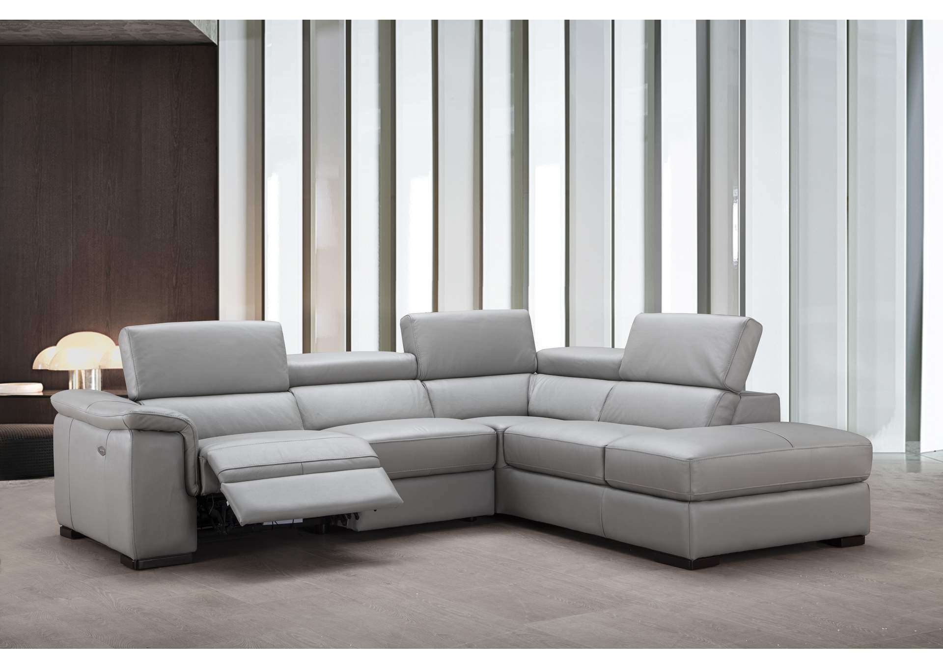 Perla Premium Leather Sectional in Right Hand Facing Chaise,J&M Furniture