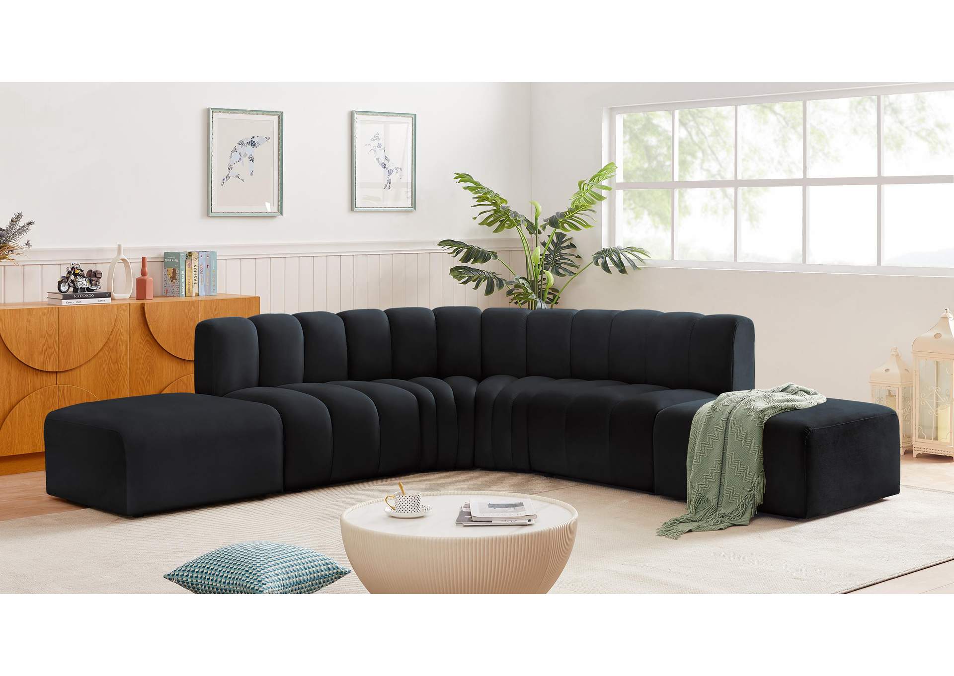 Arc Black Velvet Modular Sofa,Meridian Furniture