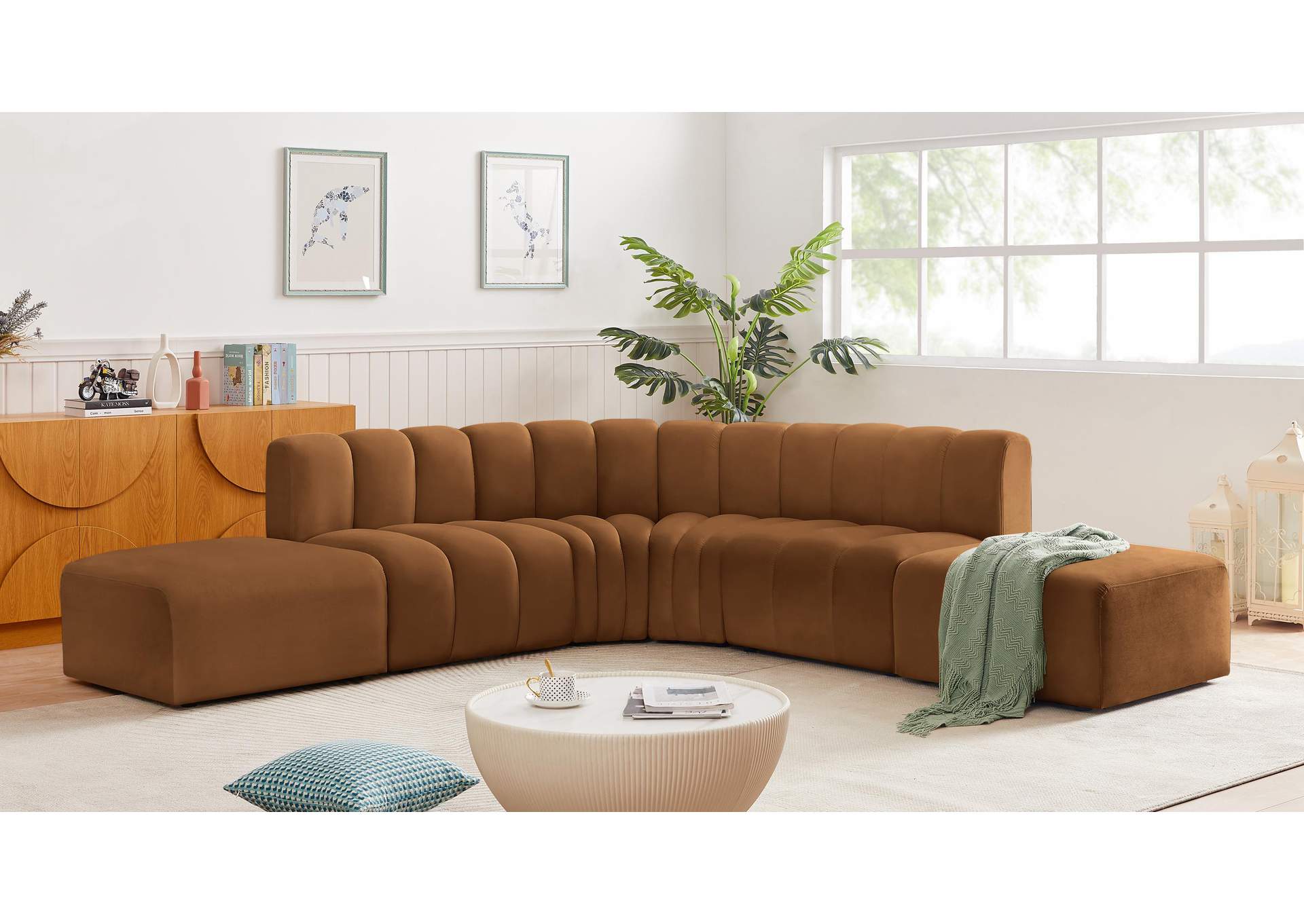 Arc Saddle Velvet Modular Sofa,Meridian Furniture