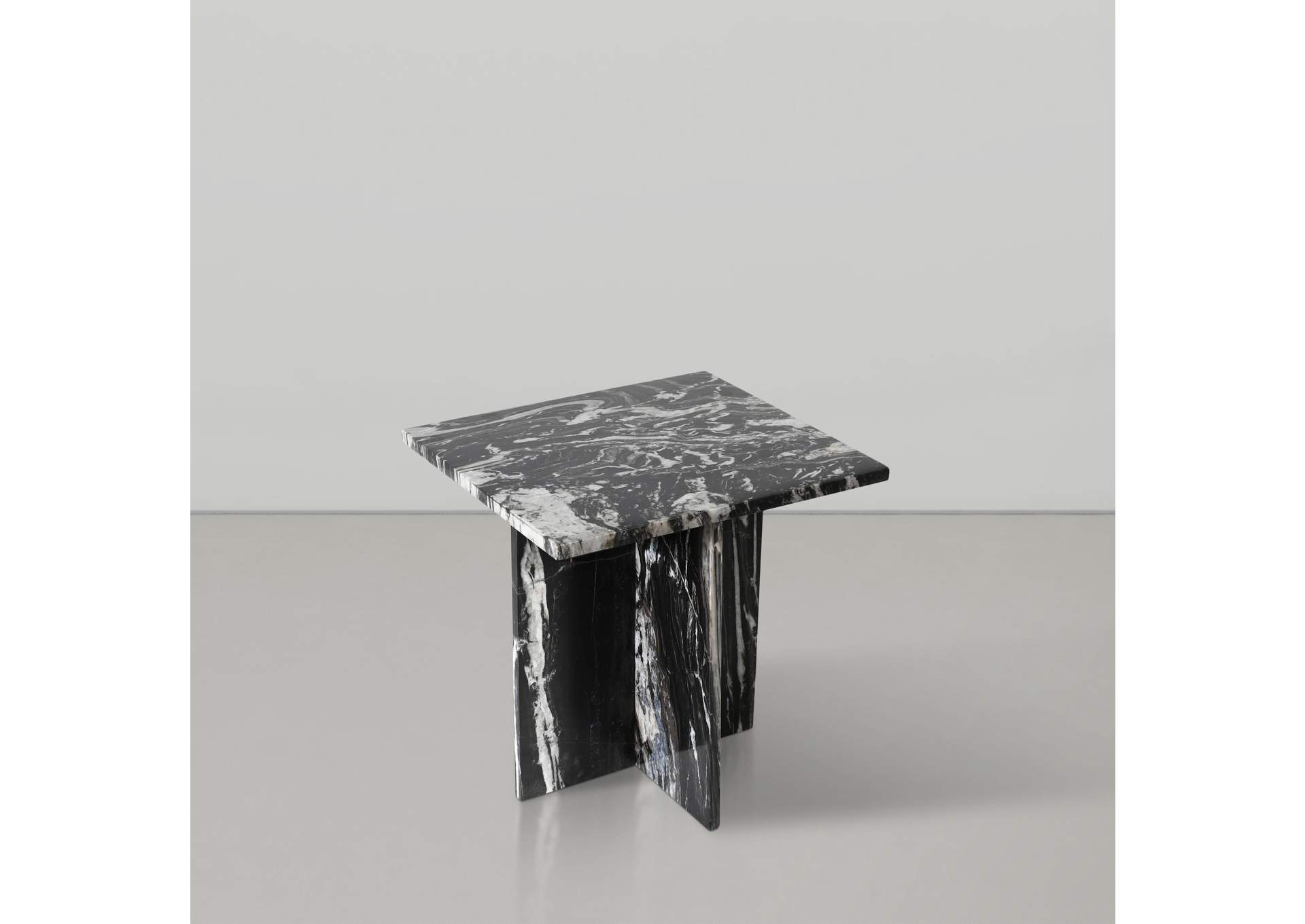 Verona Black End Table,Meridian Furniture