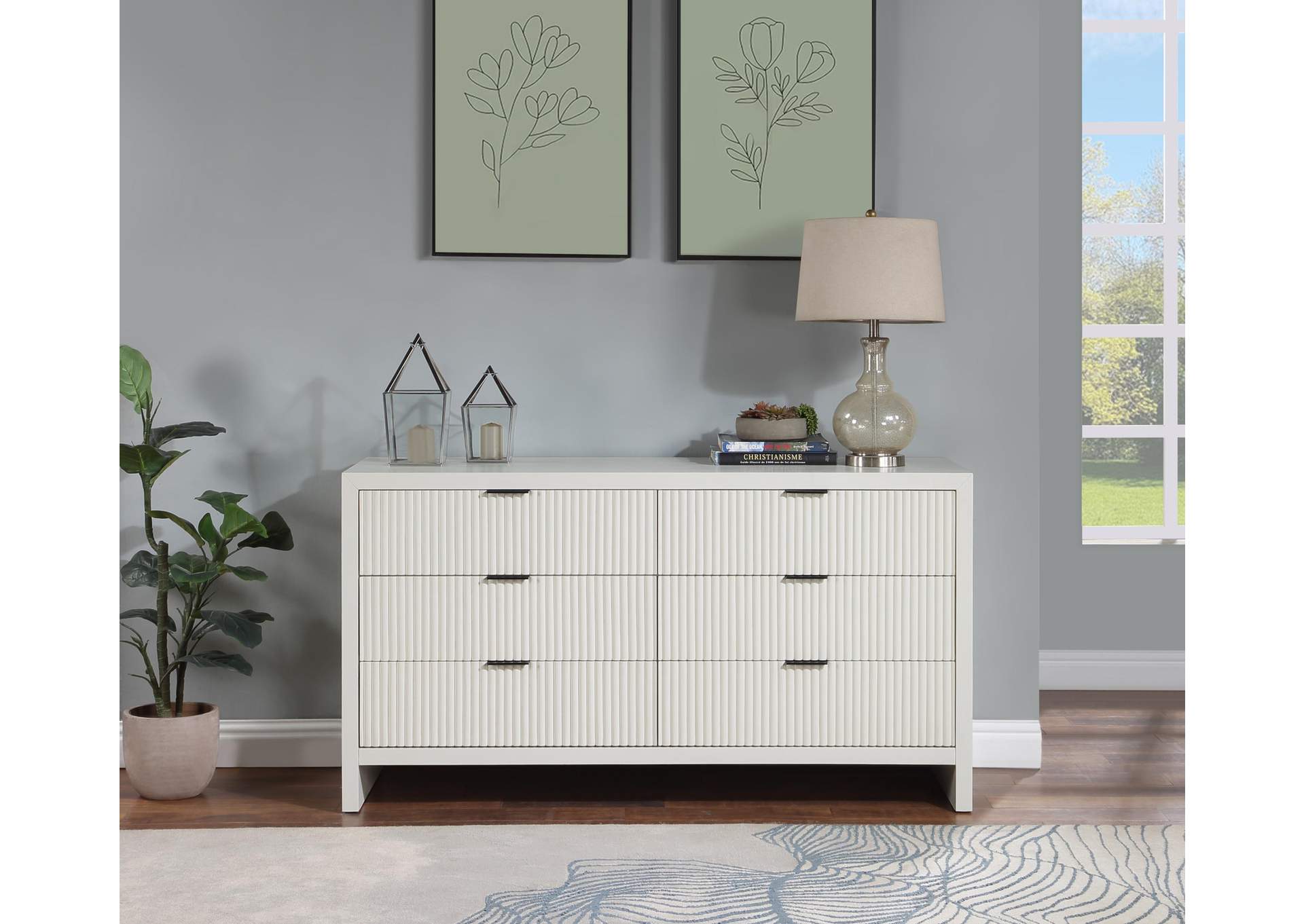 Fairfax Cream Dresser,Meridian Furniture