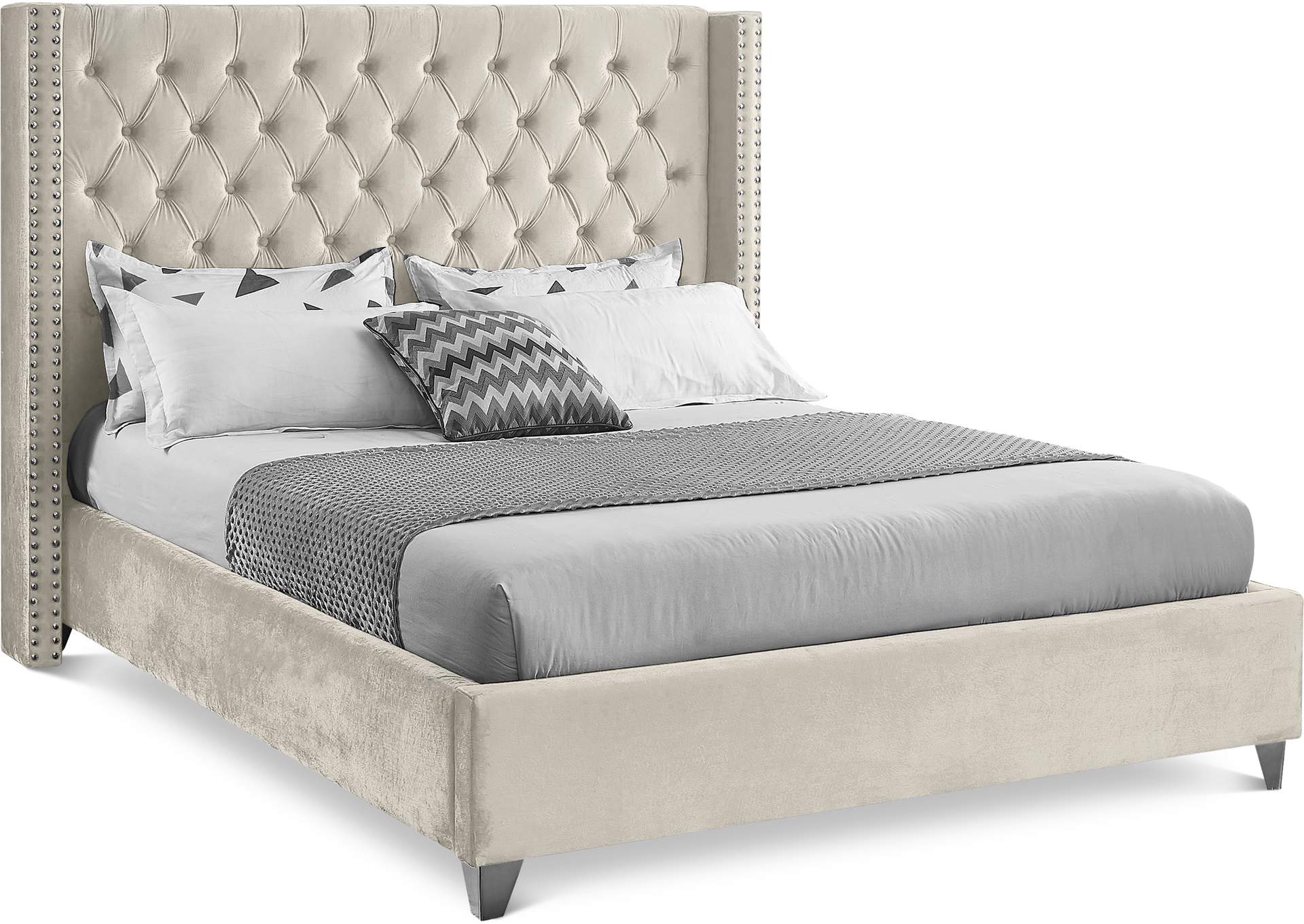 Aiden Cream Velvet Queen Bed,Meridian Furniture