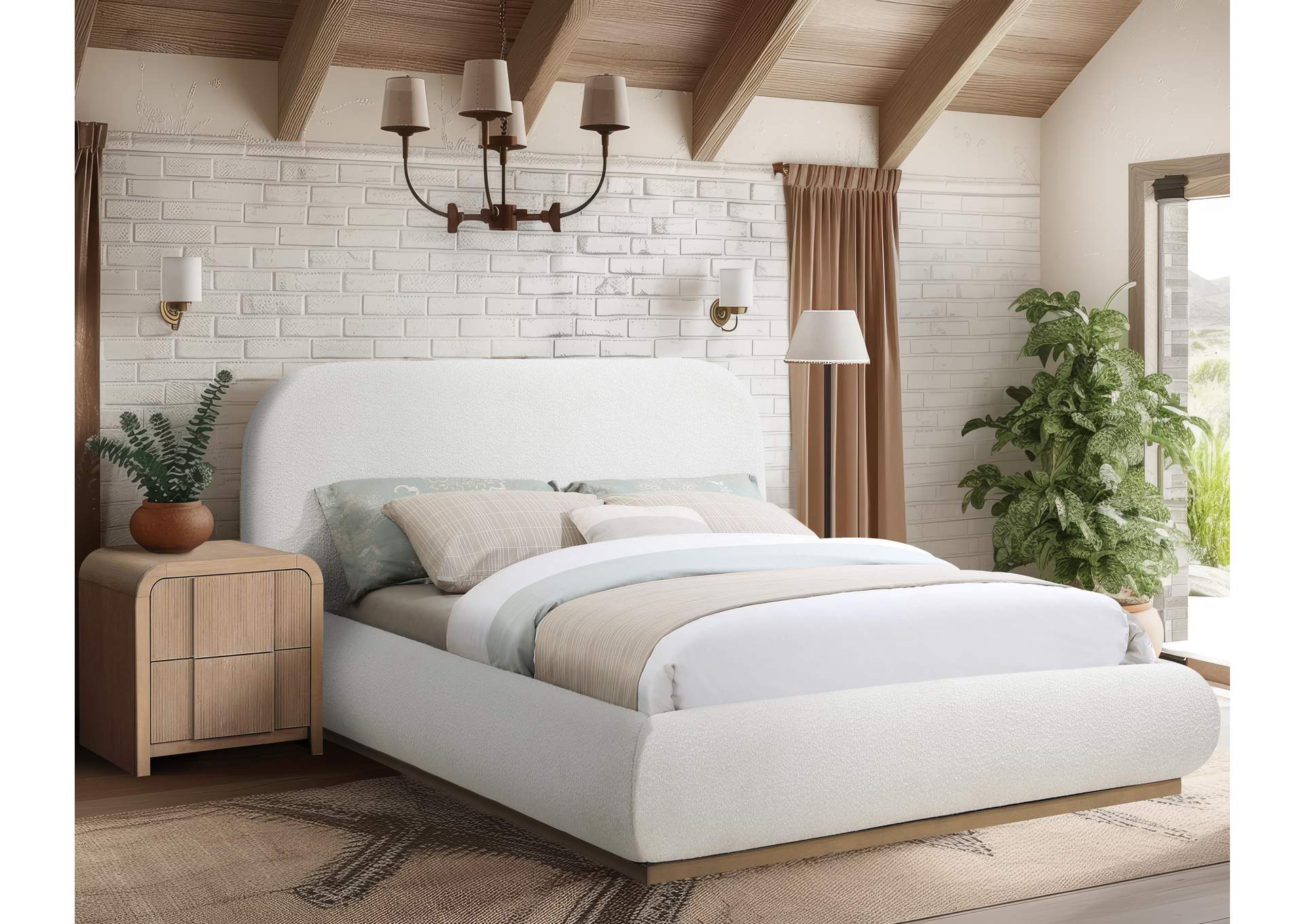 Vaughn Cream Full Bed,Meridian Furniture