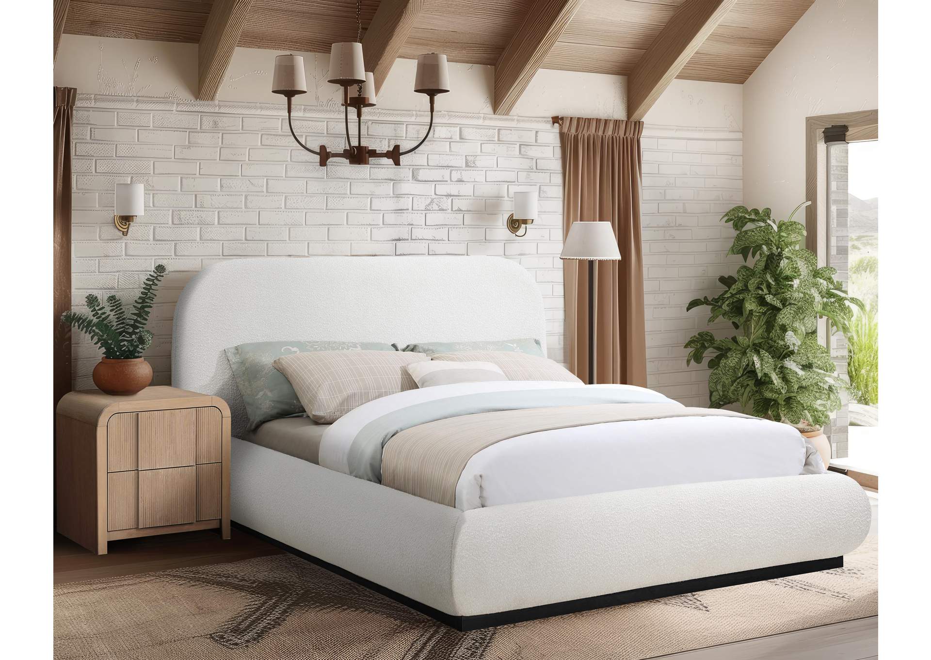 Vaughn Cream Full Bed,Meridian Furniture