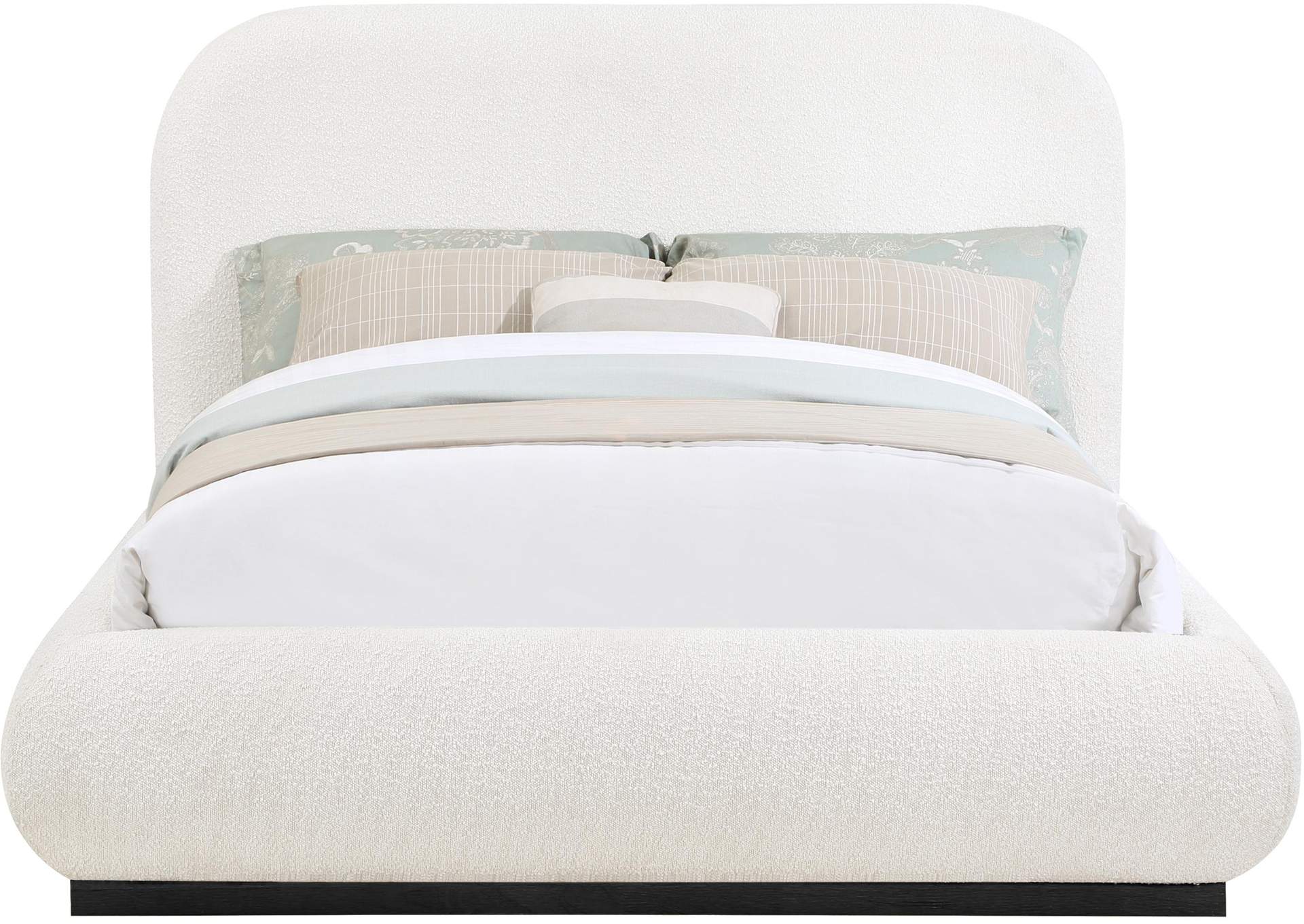 Vaughn Cream Full Bed,Meridian Furniture