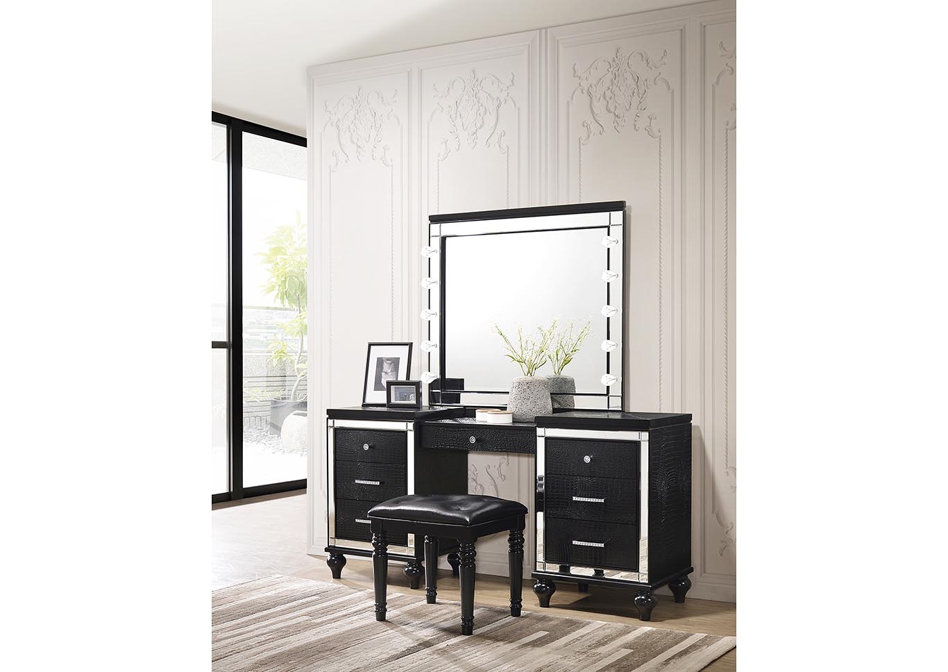 Valentino Black Vanity Table w/Mirror (Bulbs Not Included),New Classic