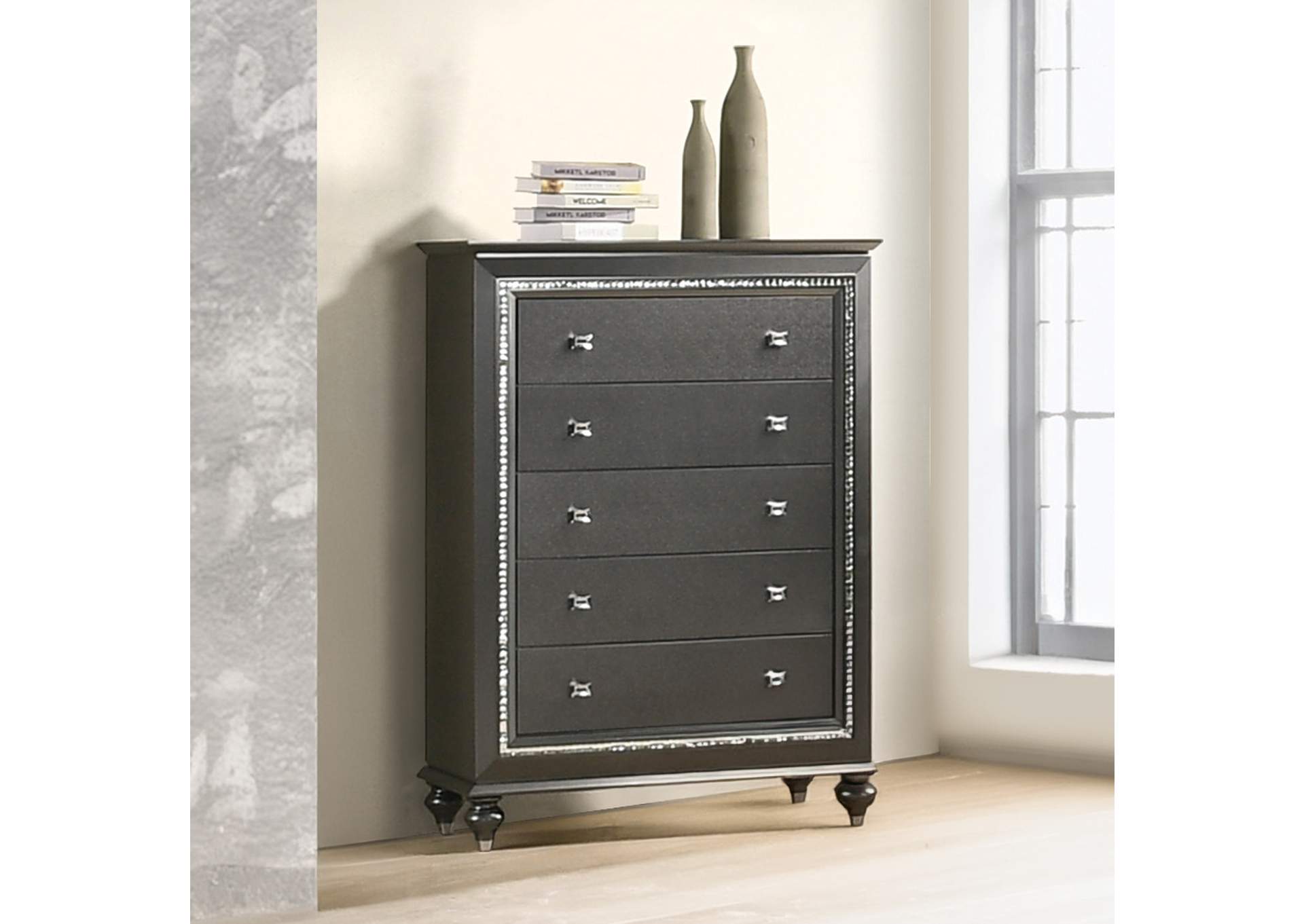 Kaitlyn Chest,Acme