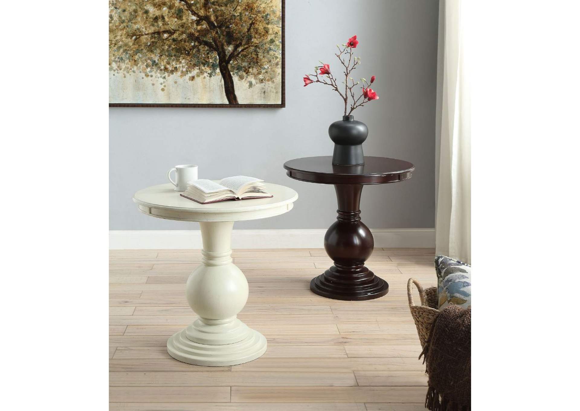 Alyx Accent Table,Acme