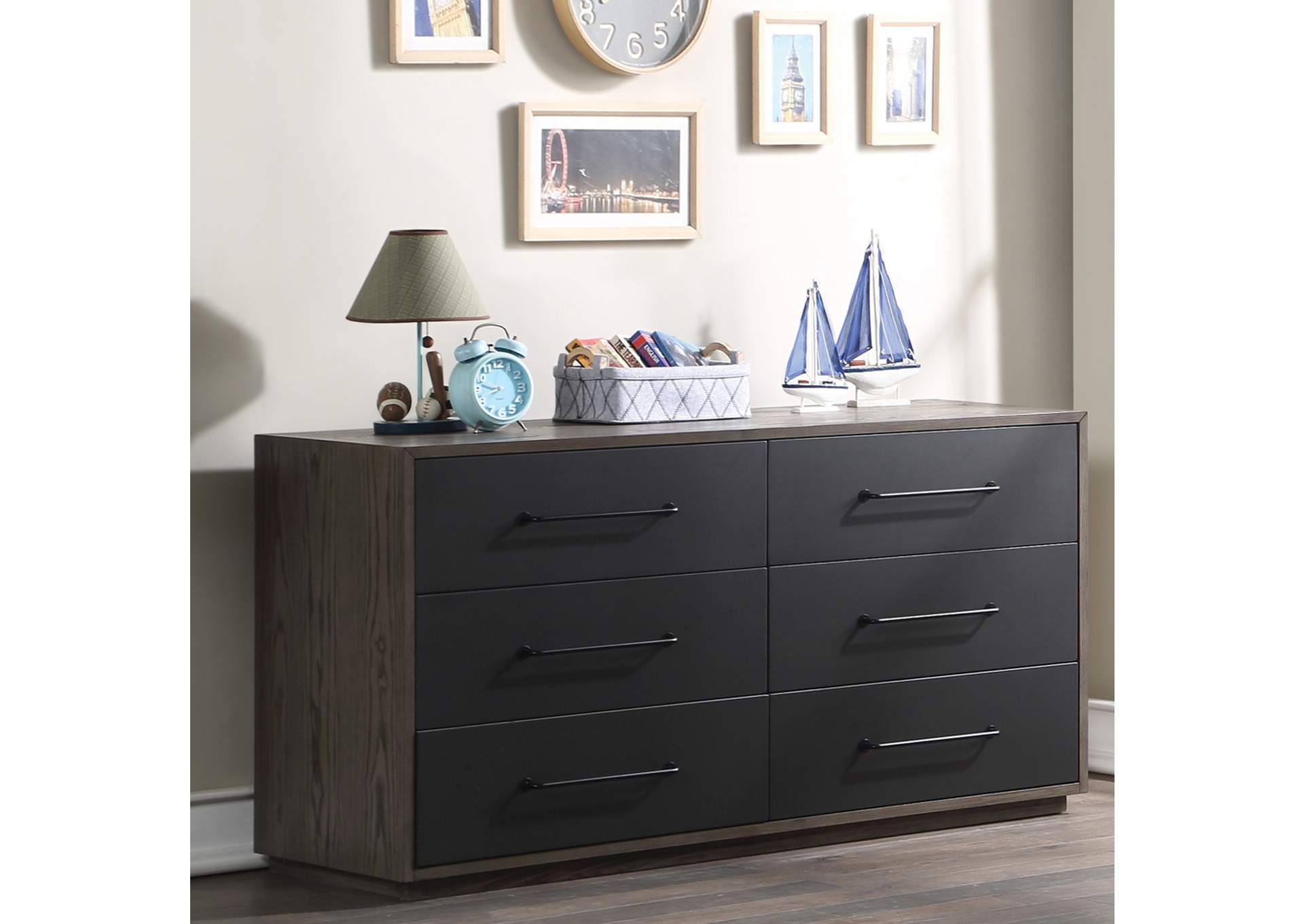 Estevon Dresser,Acme