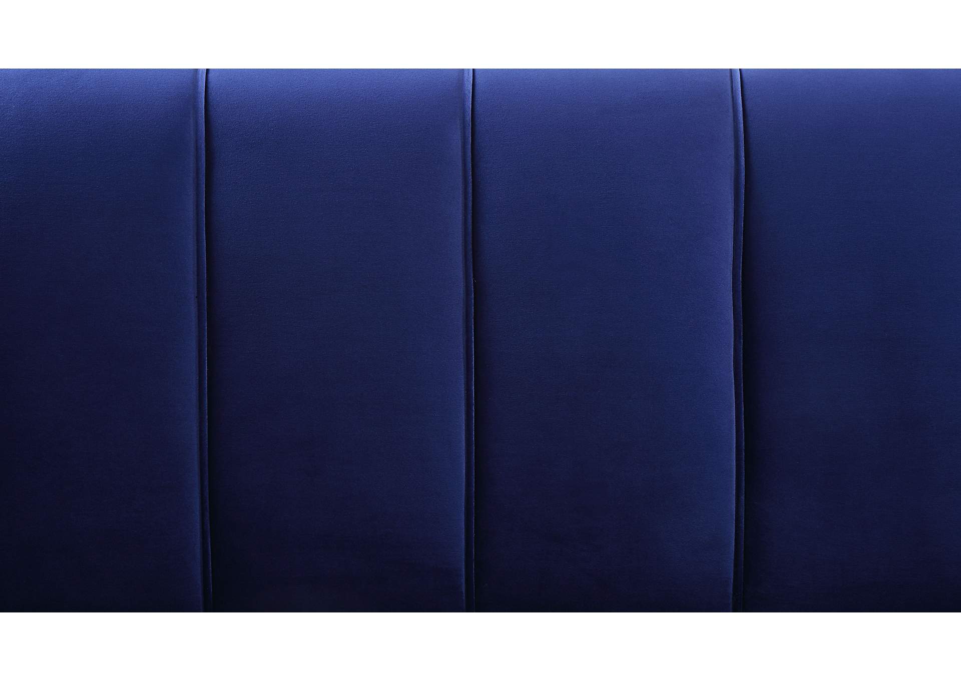 Eivor Sofa,Acme