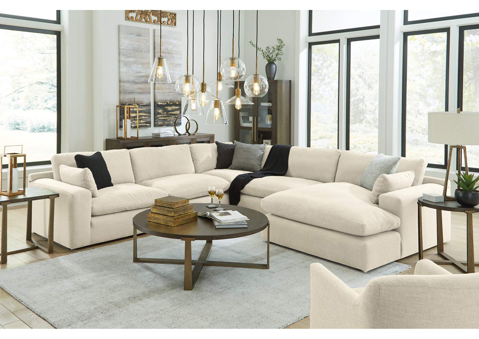 Elyza 5-Piece Sectional with Chaise,Benchcraft