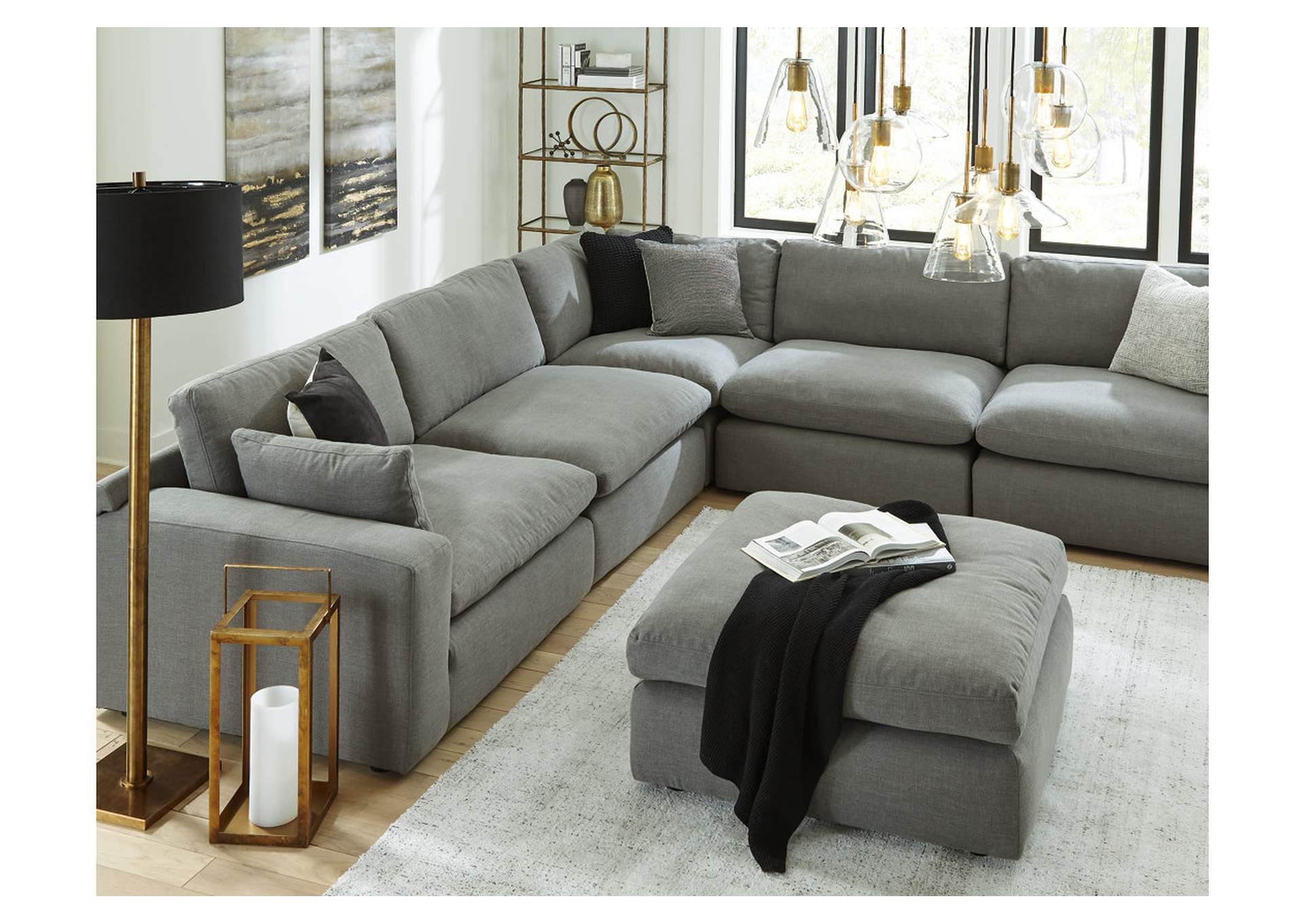 Elyza 5-Piece Sectional with Ottoman,Benchcraft