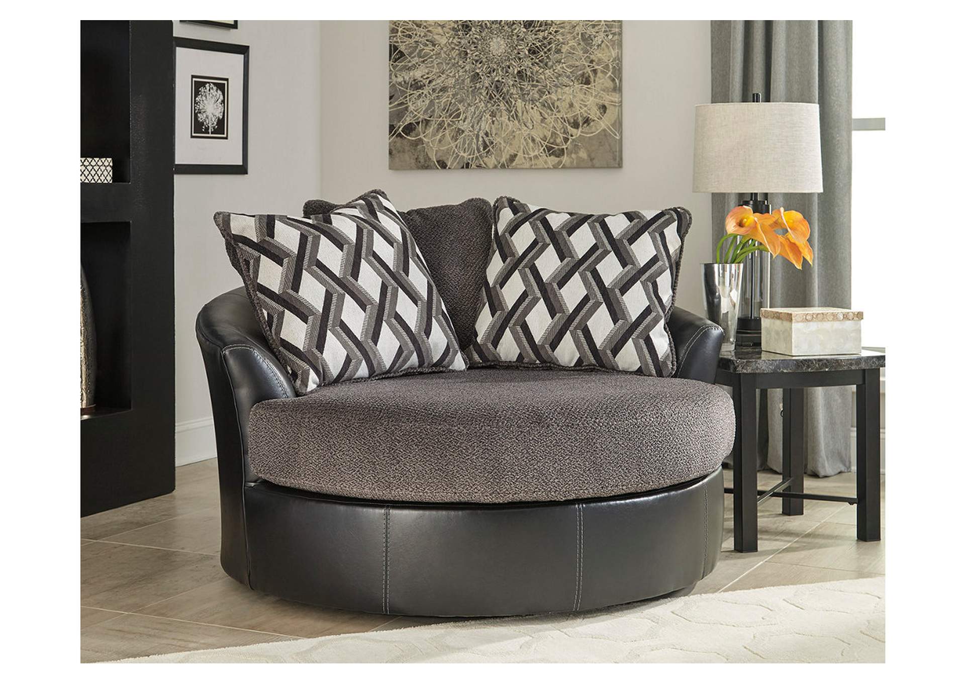 Swivel Accent Chairs For Living Room / Oblong Pattern Fabric Swivel
