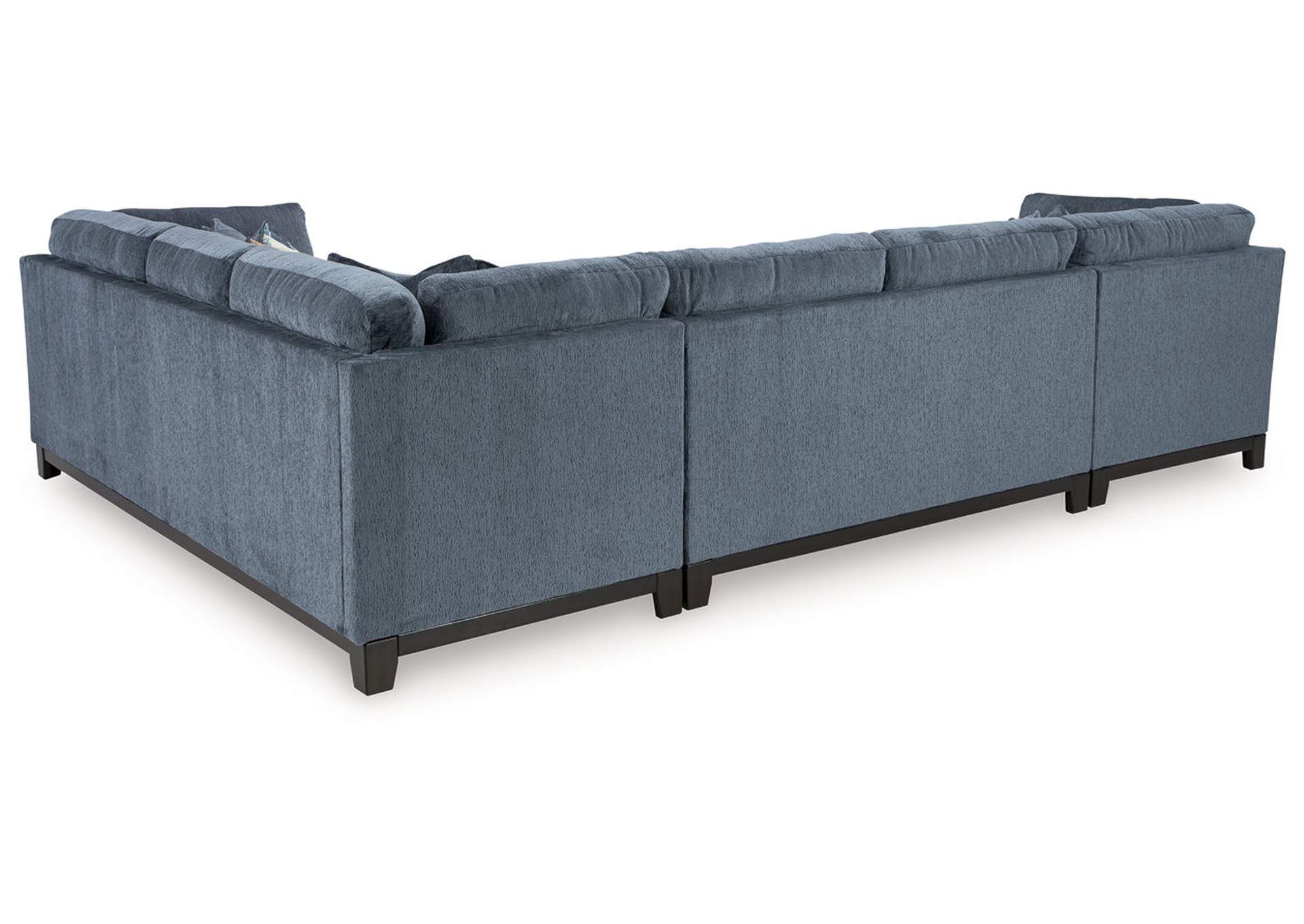 Maxon Place 3-Piece Sectional with Chaise,Benchcraft