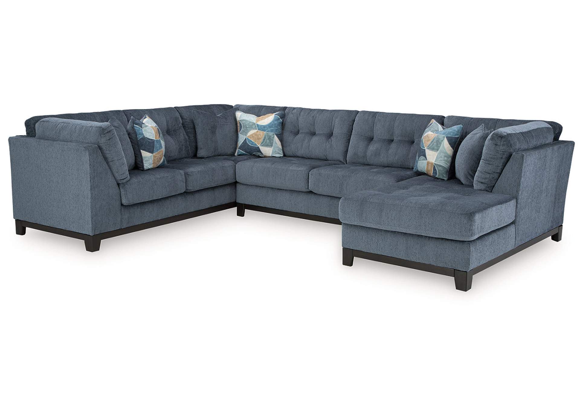 Maxon Place 3-Piece Sectional with Chaise,Benchcraft