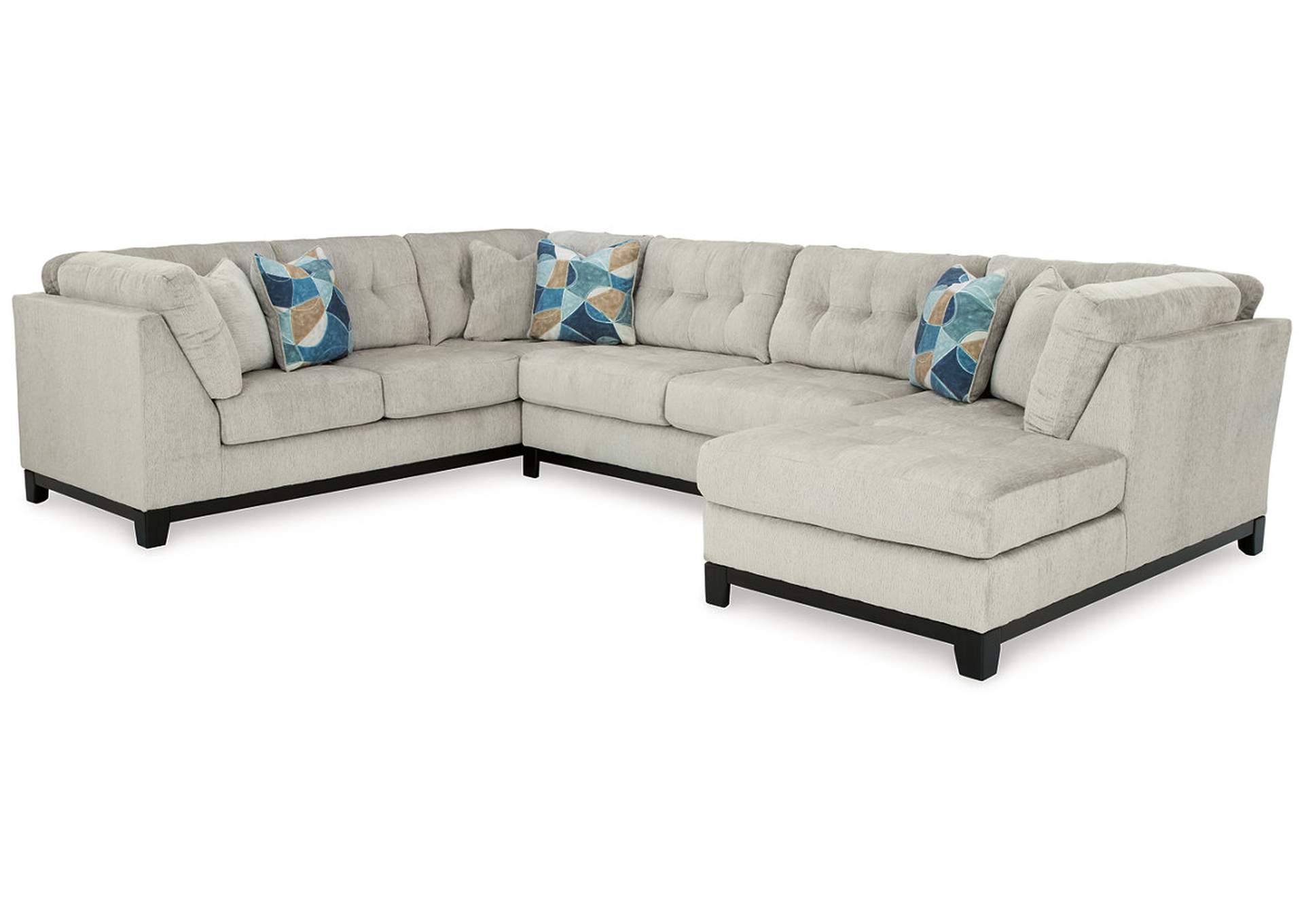 Maxon Place 3-Piece Sectional with Chaise,Benchcraft