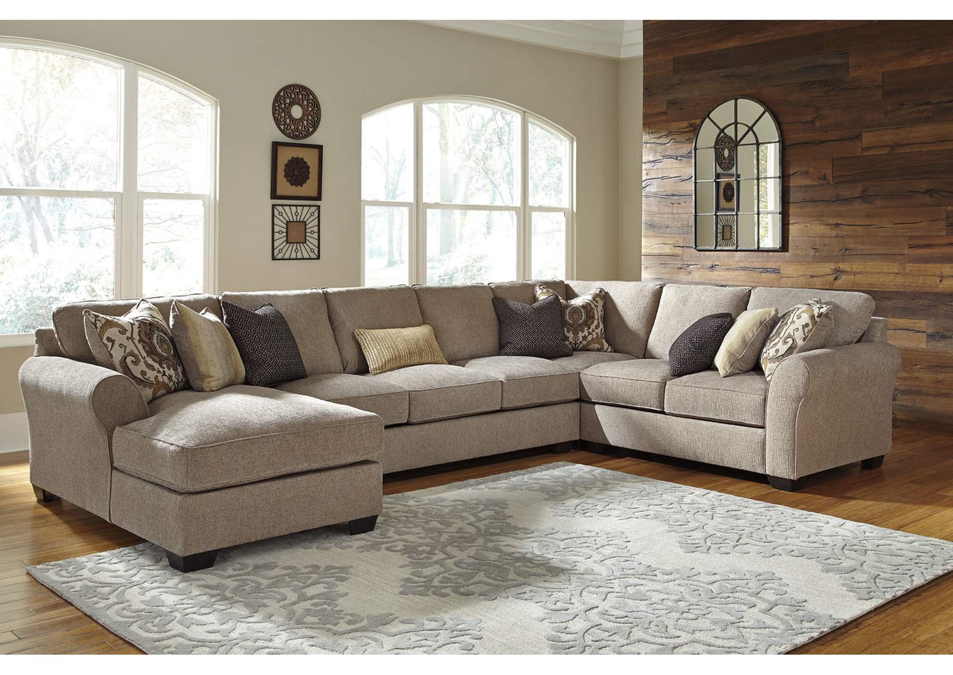 Pantomine Driftwood Sectional w/Left Facing Corner Chaise,ABF Benchcraft