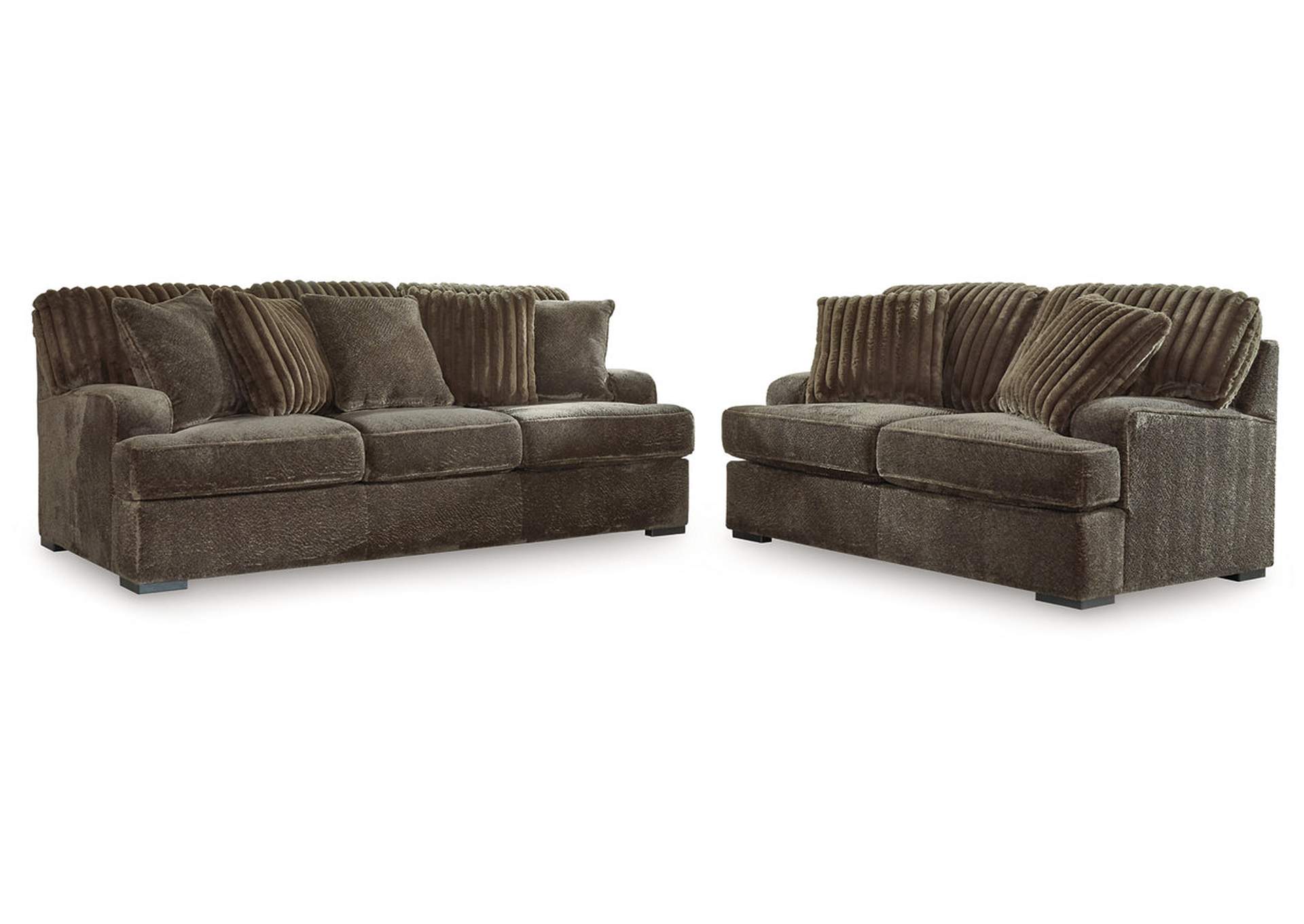 Aylesworth Sofa and Loveseat,Benchcraft