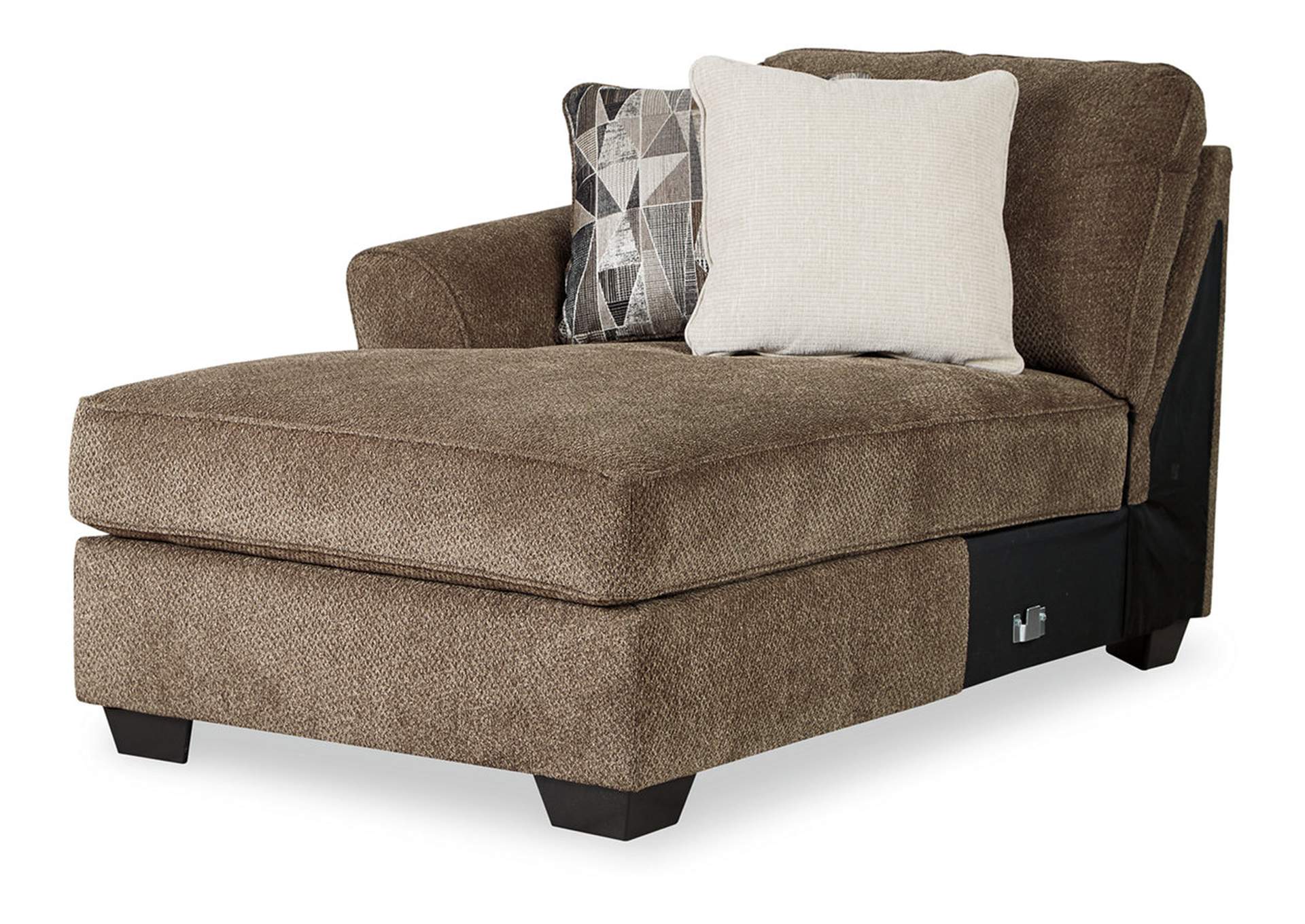 Graftin 3-Piece Sectional with Chaise,Benchcraft