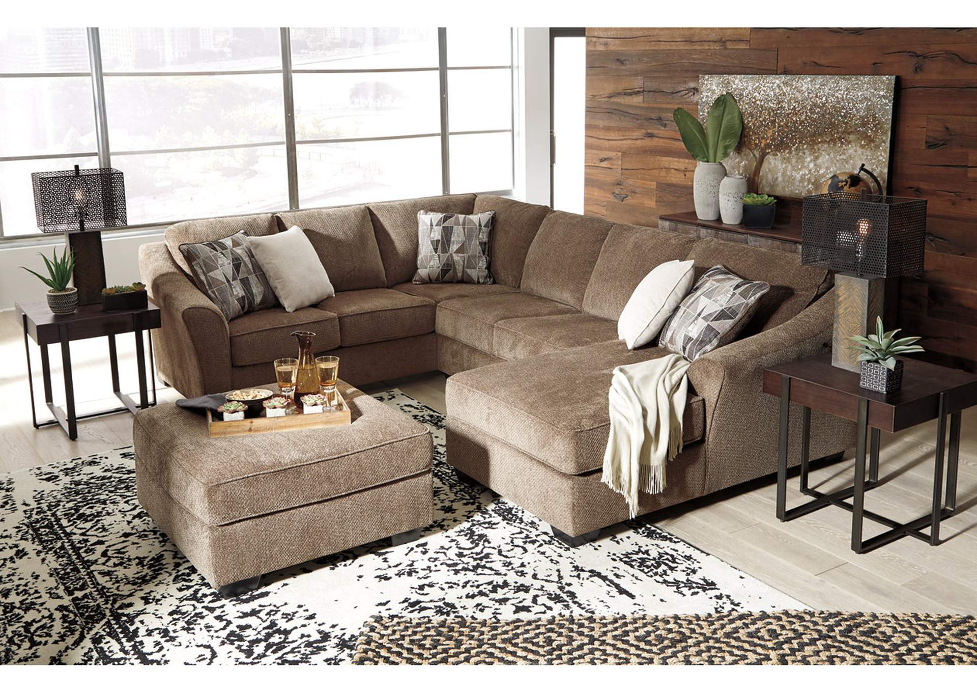 Graftin 3-Piece Sectional and Ottoman,Benchcraft