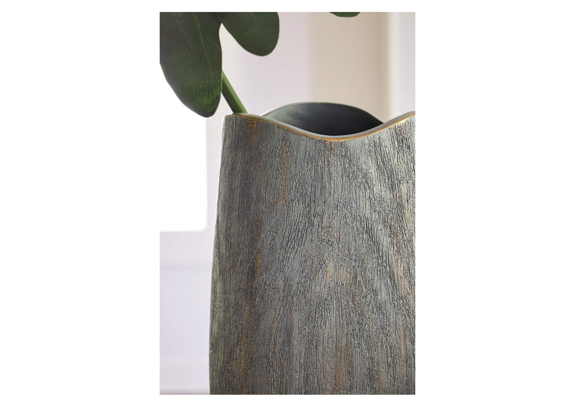 Iverly Vase,Signature Design By Ashley