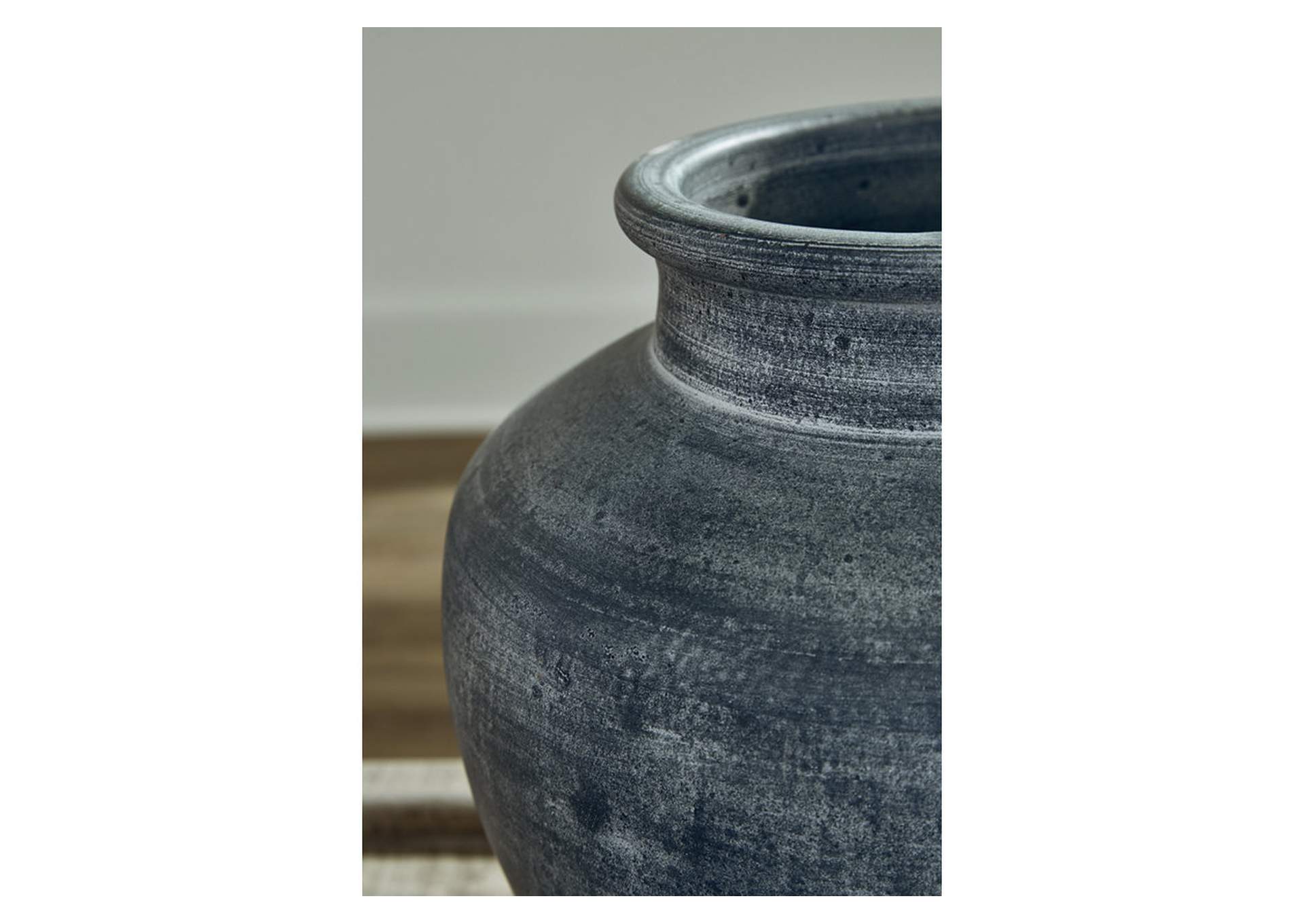 Meadie Vase,Signature Design By Ashley