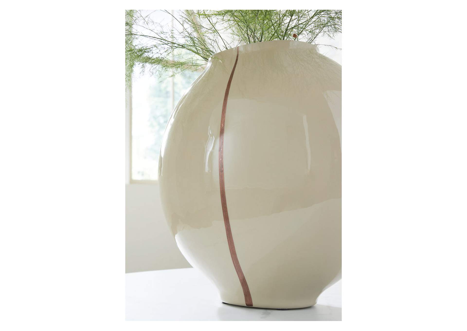 Sheabourne Vase,Signature Design By Ashley