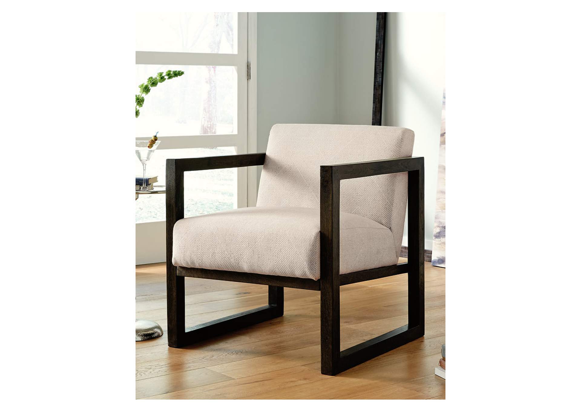 Alarick Accent Chair,Signature Design By Ashley