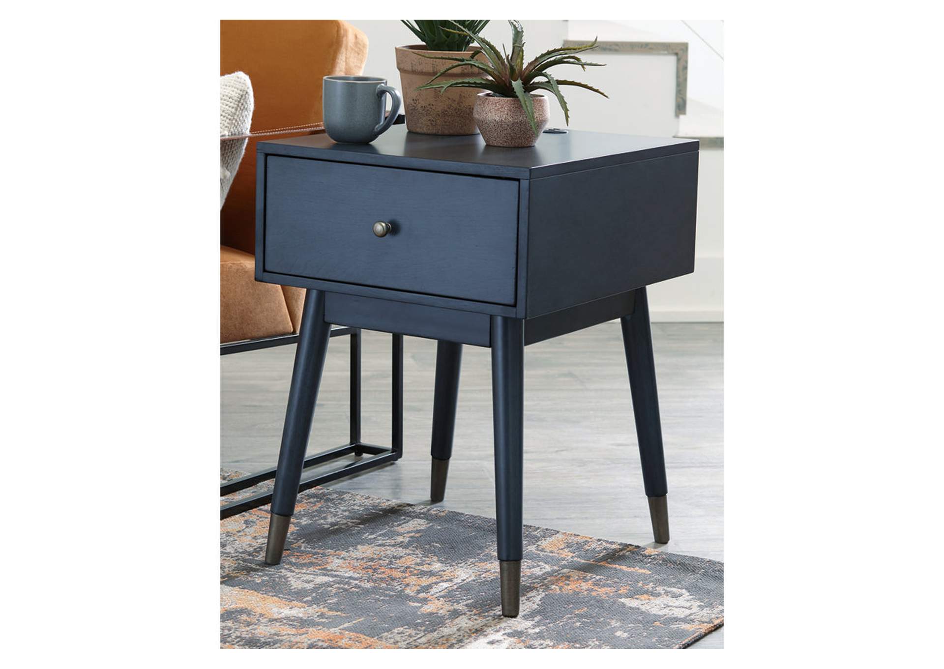 Paulrich Accent Table 22 Furniture Gallery