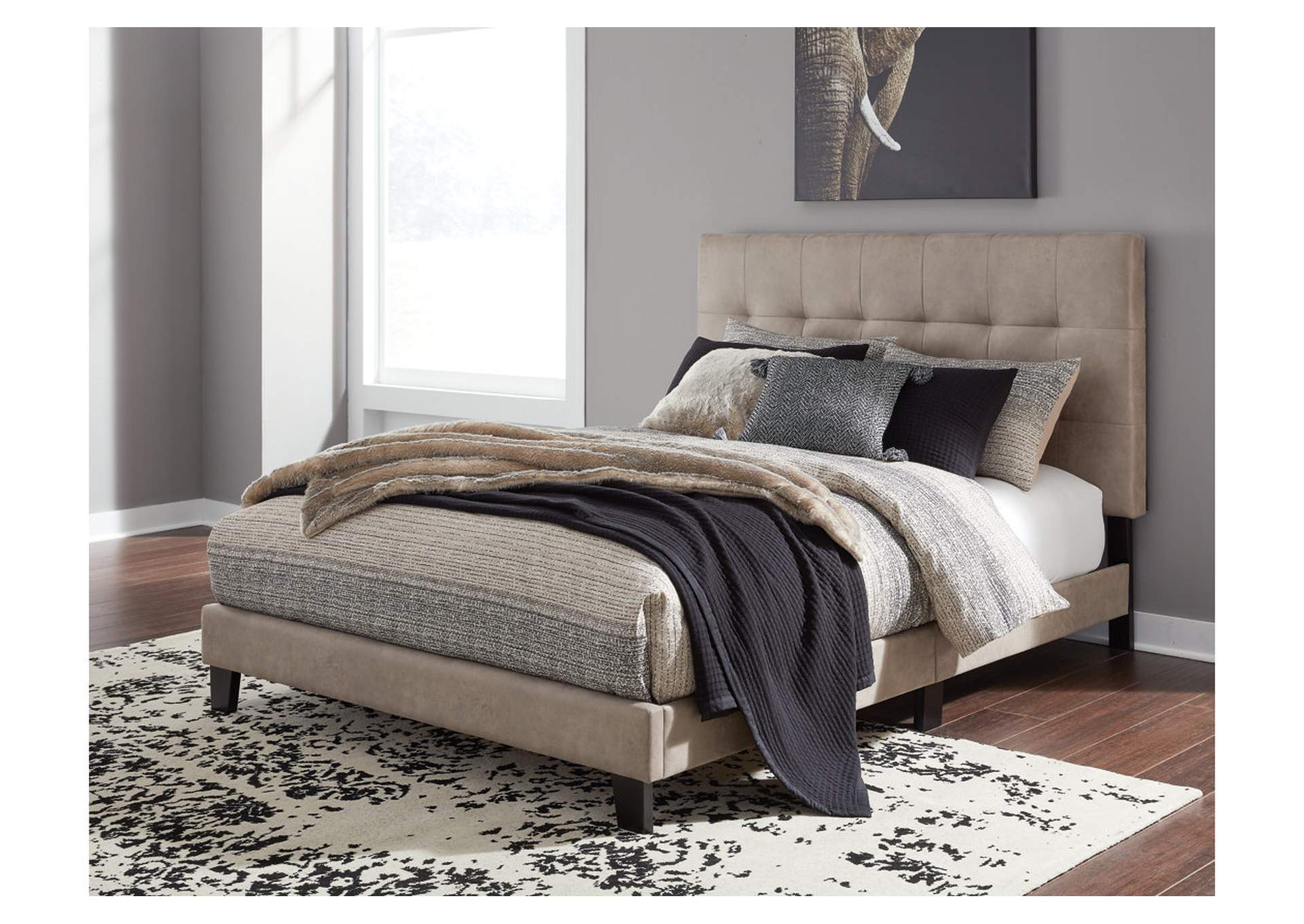 Adelloni King Upholstered Bed,Signature Design By Ashley