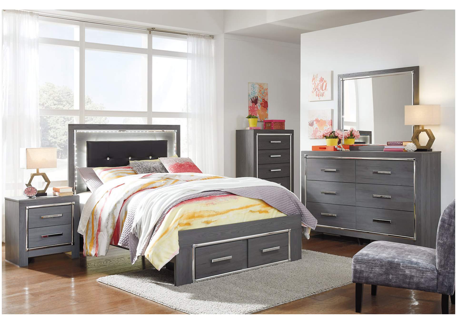Lodanna Full Panel Bed with 2 Storage Drawers with Mirrored Dresser, Chest and Nightstand,Signature Design By Ashley