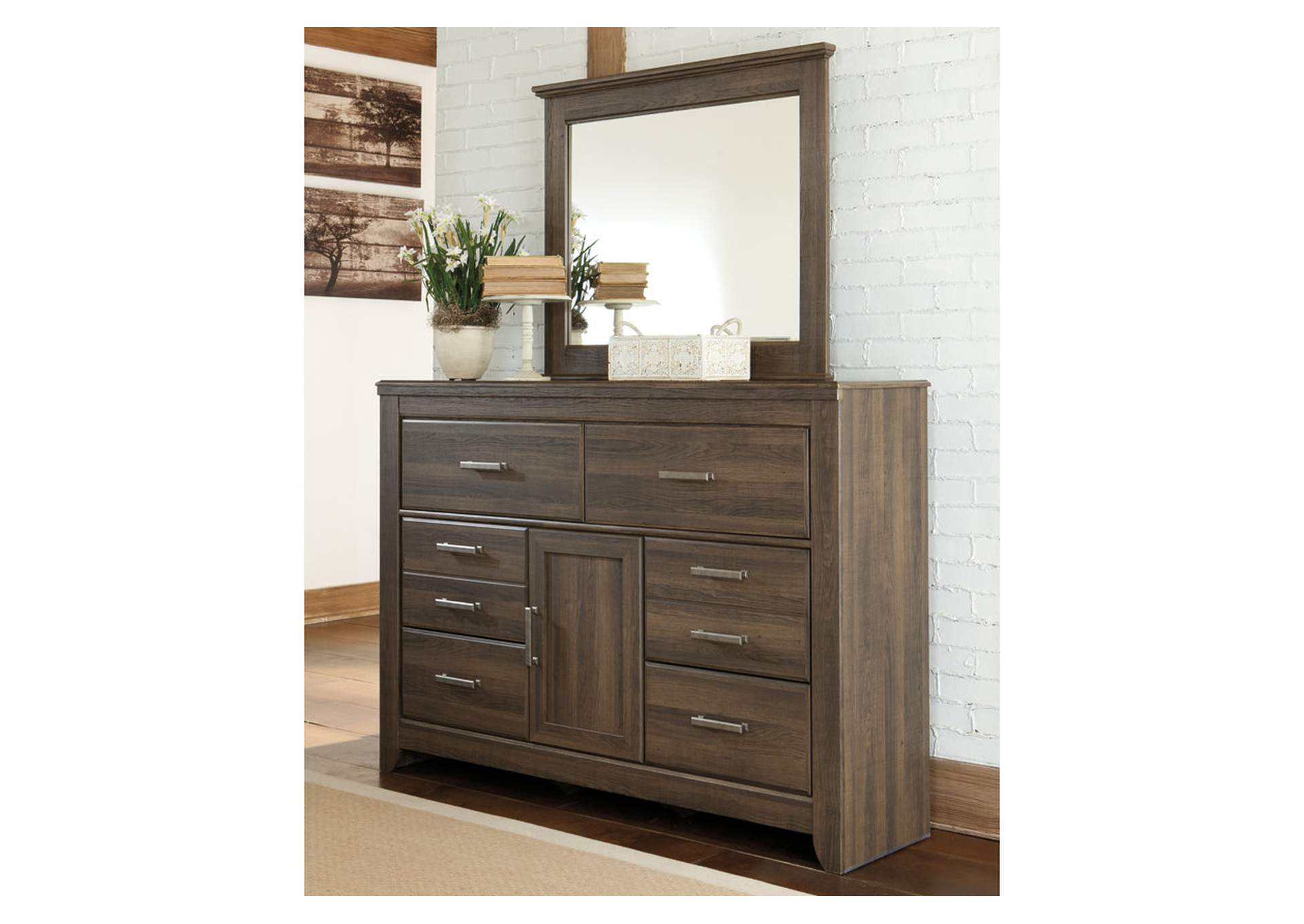 Juararo King Poster Bed with Mirrored Dresser,Signature Design By Ashley