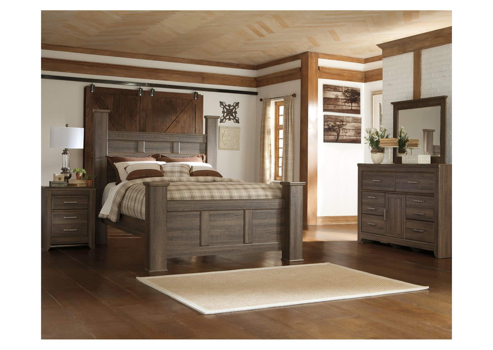 Juararo Queen Poster Bed with Mirrored Dresser,Signature Design By Ashley