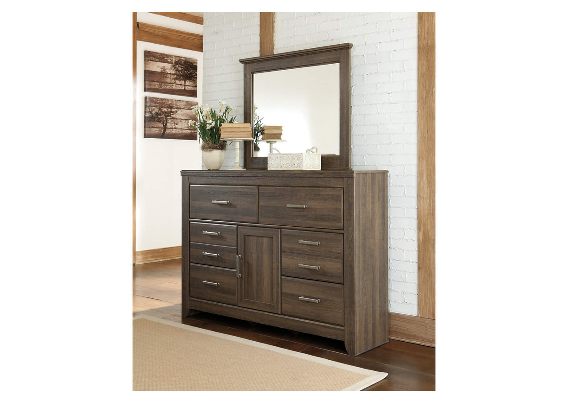 Juararo Queen Poster Bed with Mirrored Dresser,Signature Design By Ashley