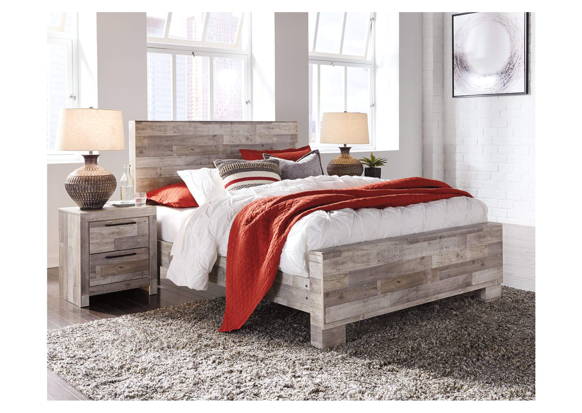 Effie Queen Panel Bed with 2 Nightstands,Signature Design By Ashley