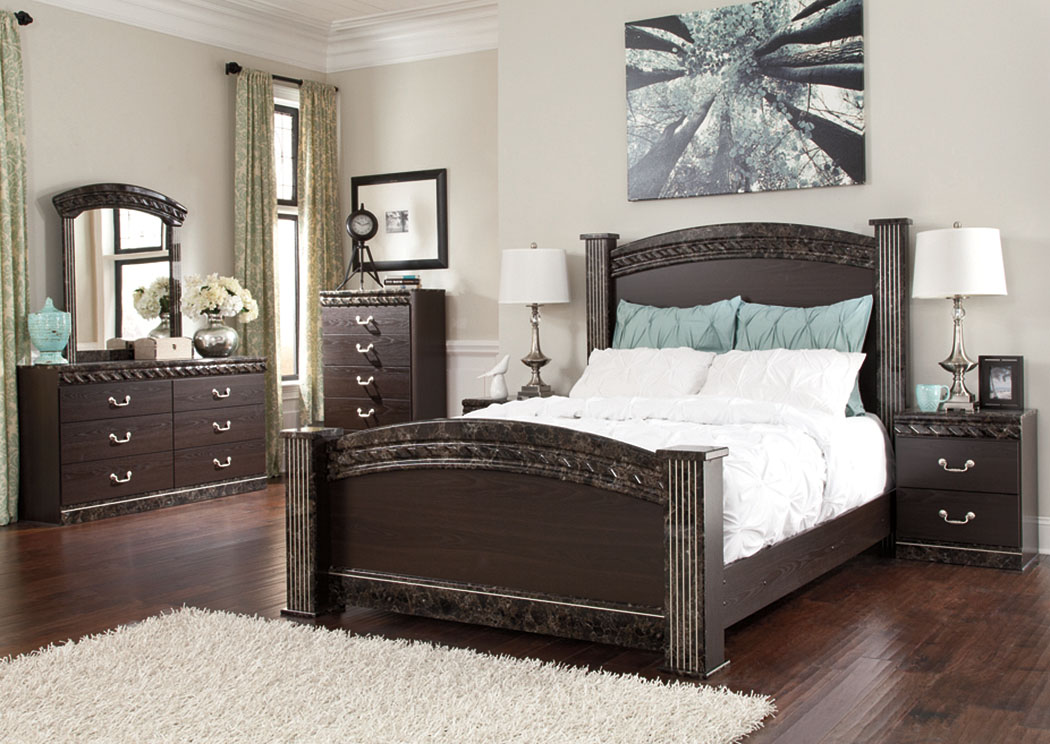 Vachel Queen Poster Bed w/Dresser, Mirror and Nightstand,ABF Signature Design by Ashley