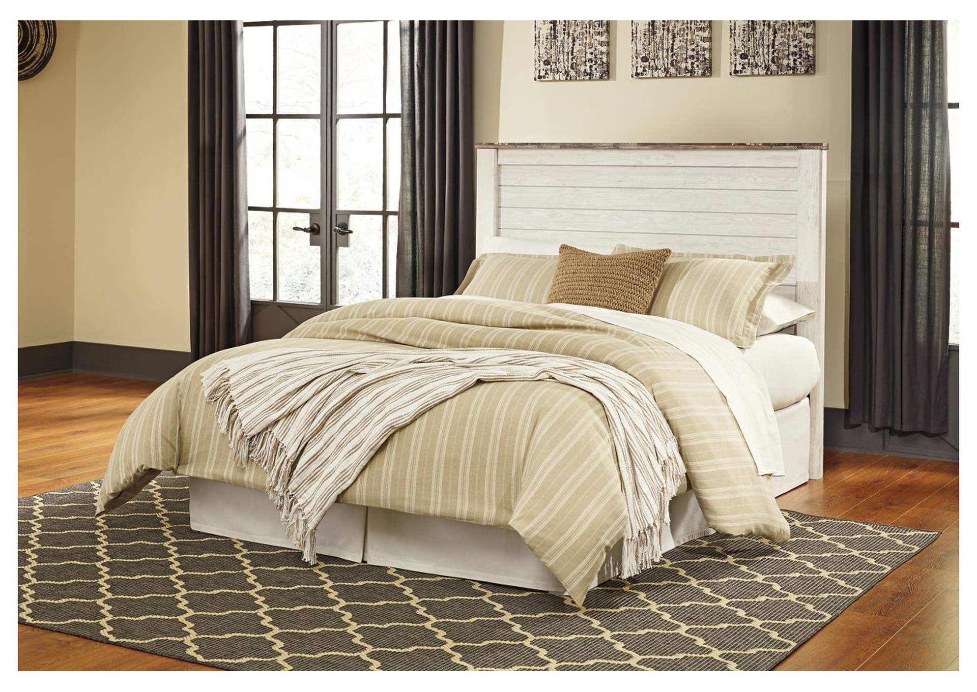 Willowton Queen/Full Panel Headboard Bed with Mirrored Dresser,Signature Design By Ashley